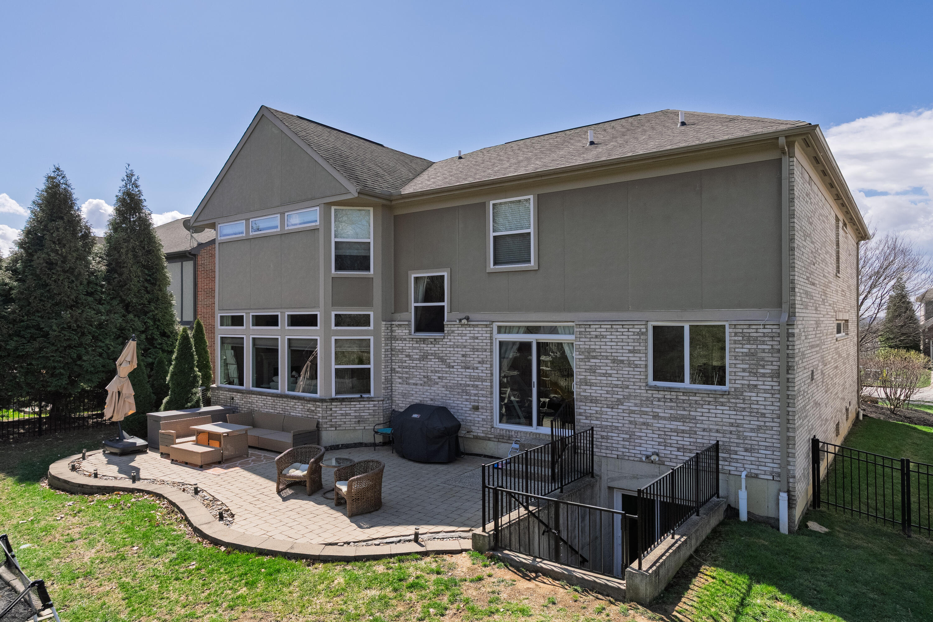 98 Casagrande Street