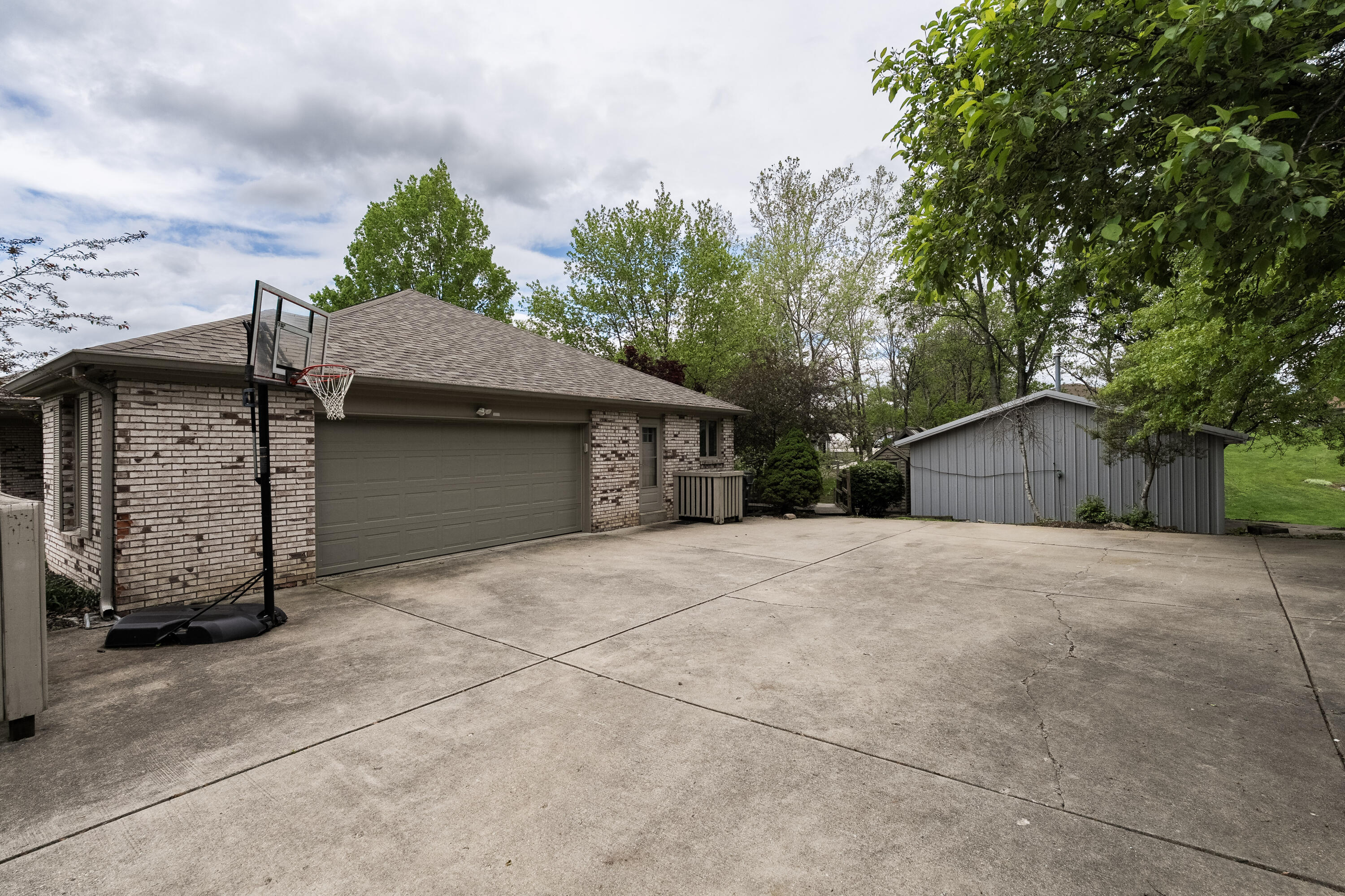 10823 Sedco Drive