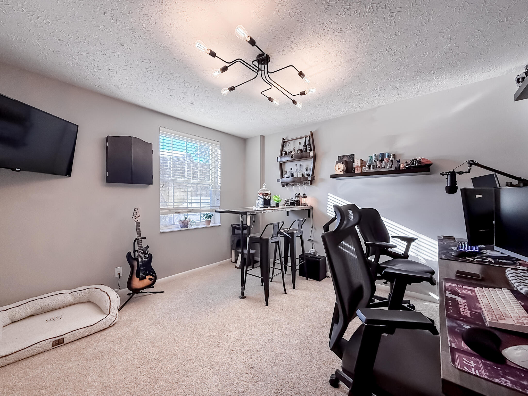 104 N Watchtower Drive, 103