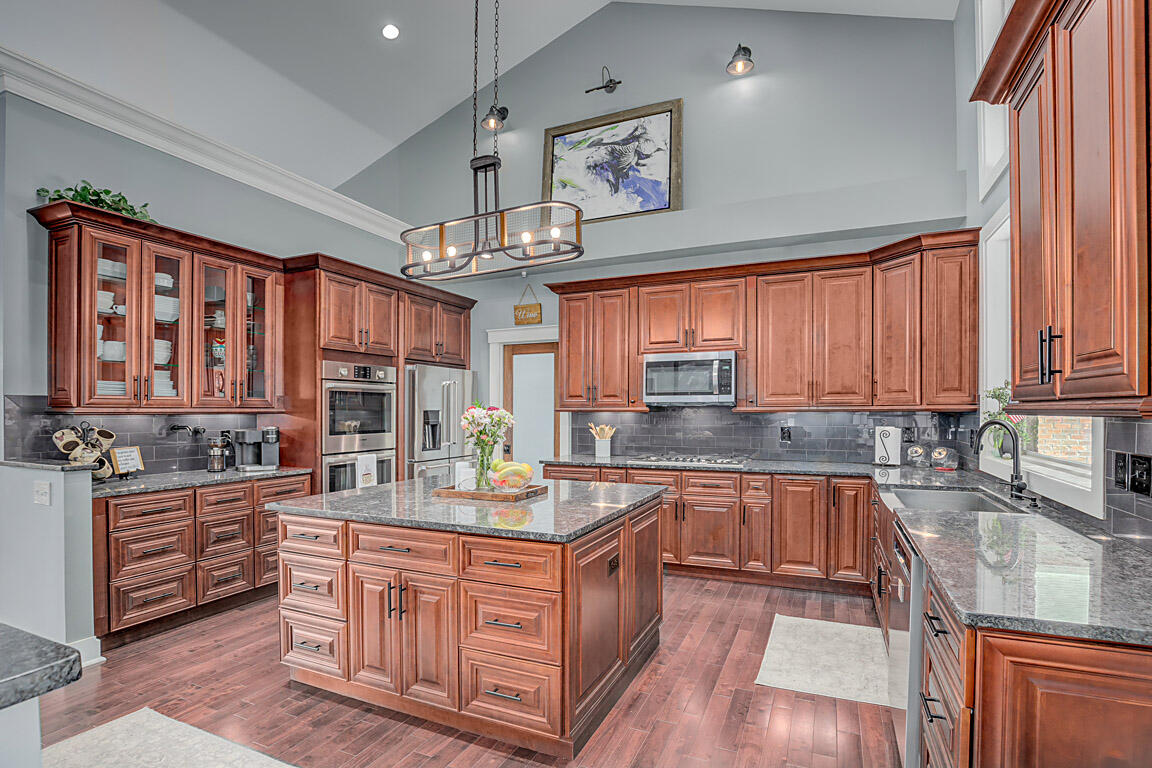 3270 Ballantree Way