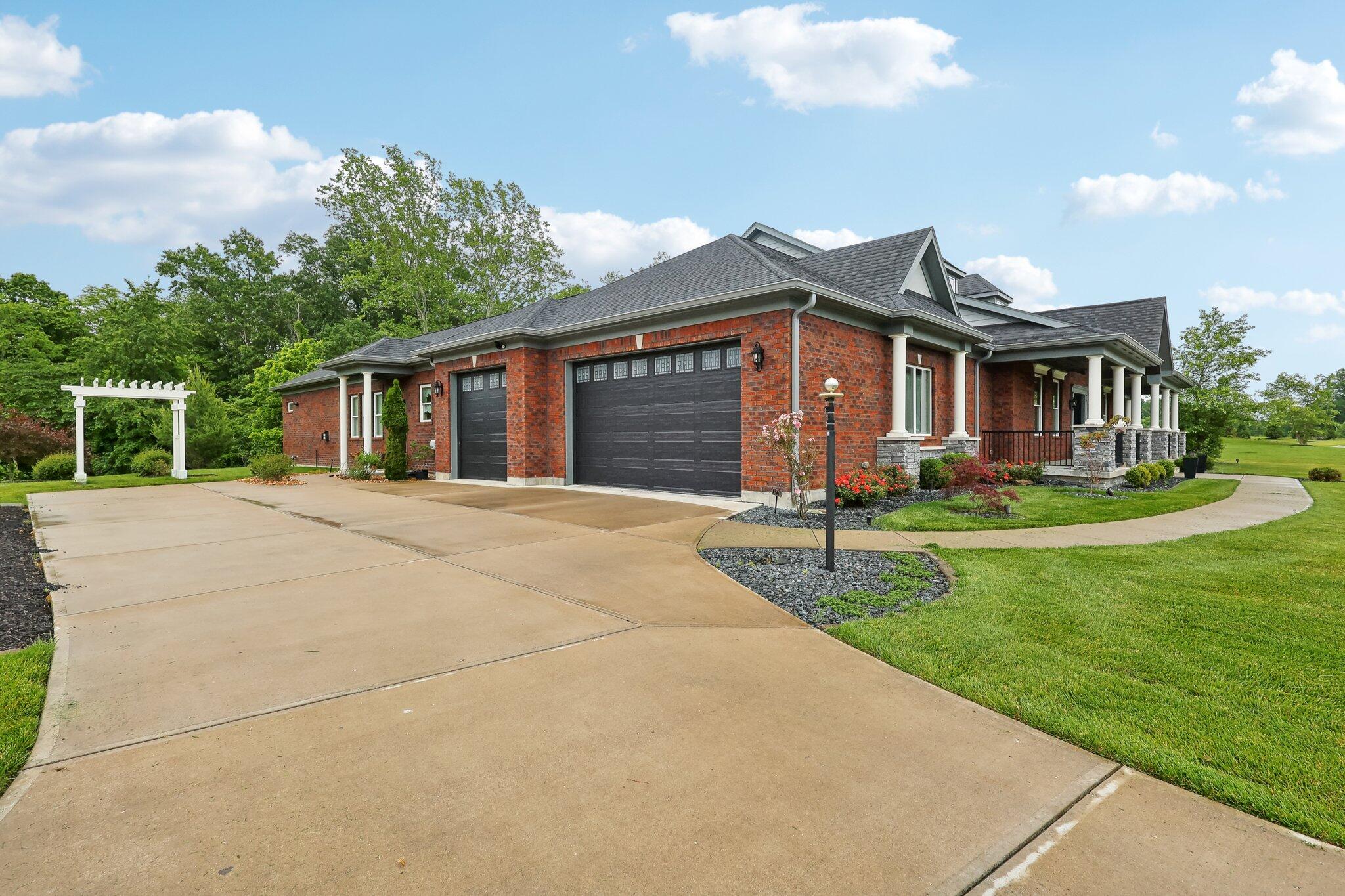 3270 Ballantree Way