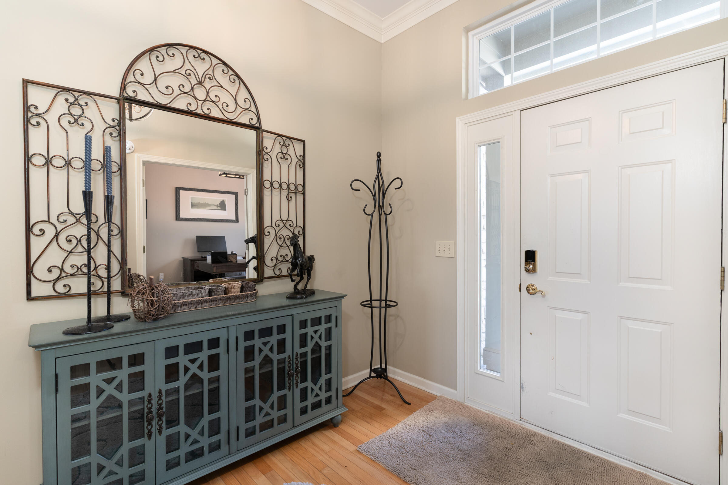 1051 Belmont Park Drive