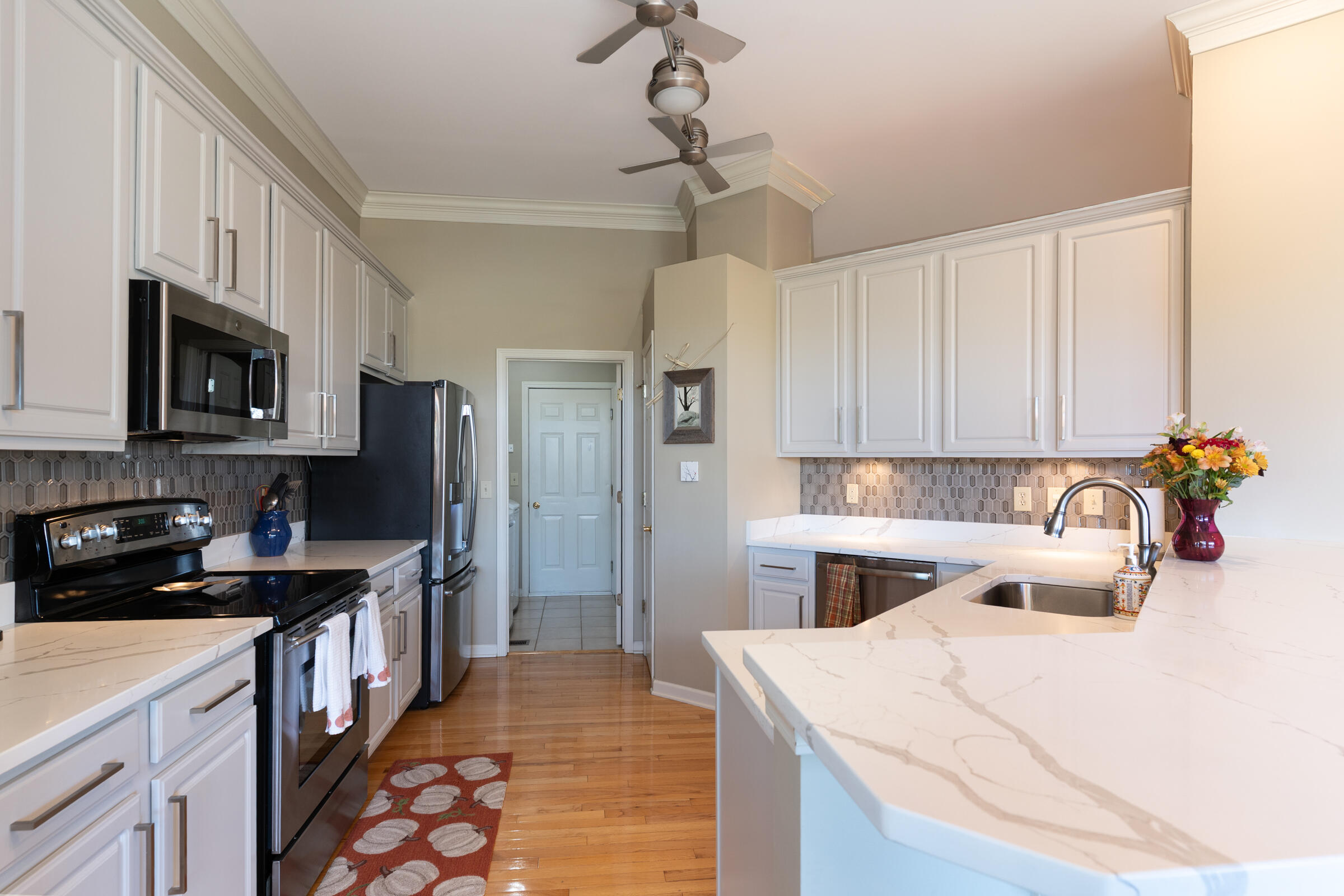1051 Belmont Park Drive