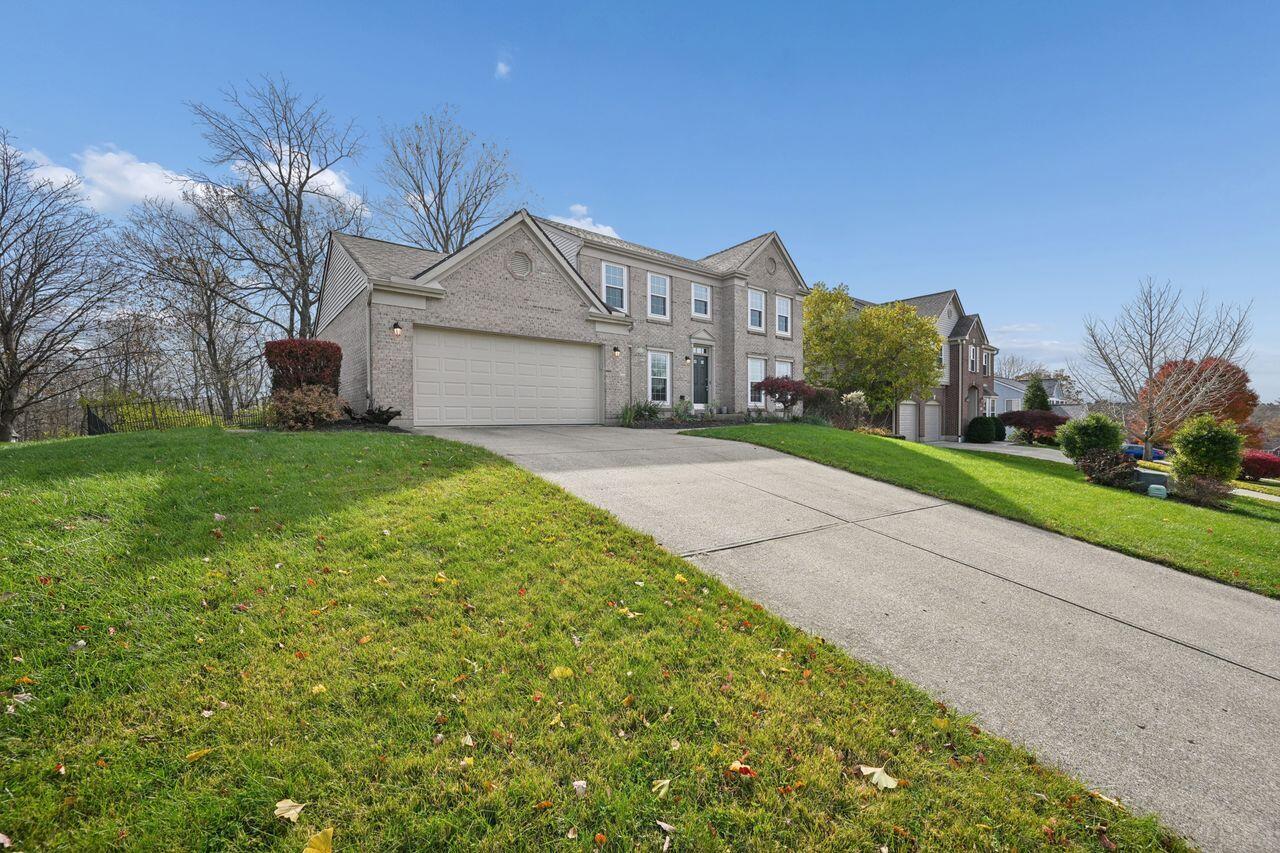 3427 Heathermoor Boulevard