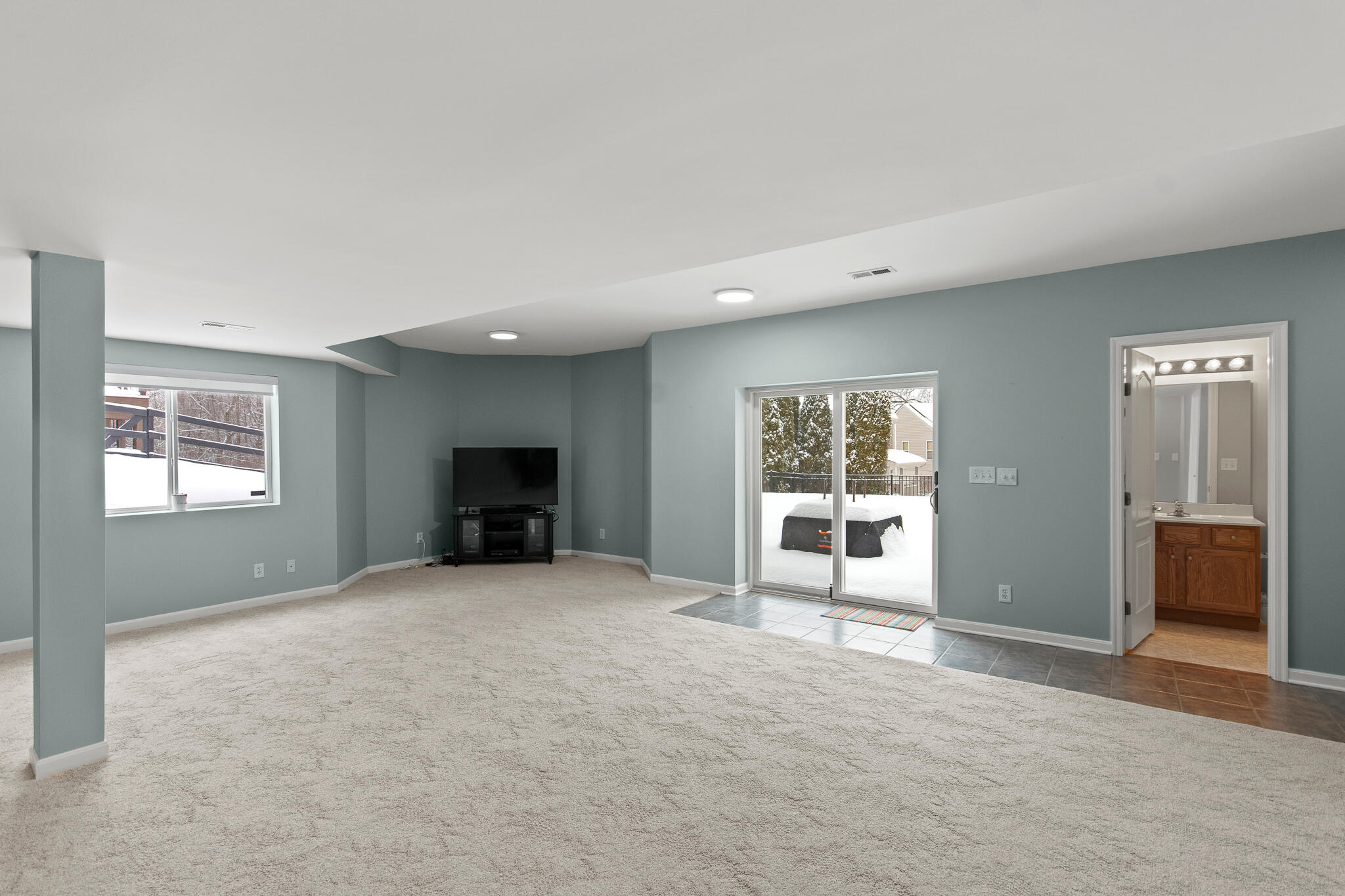 250 Ridgepointe Drive