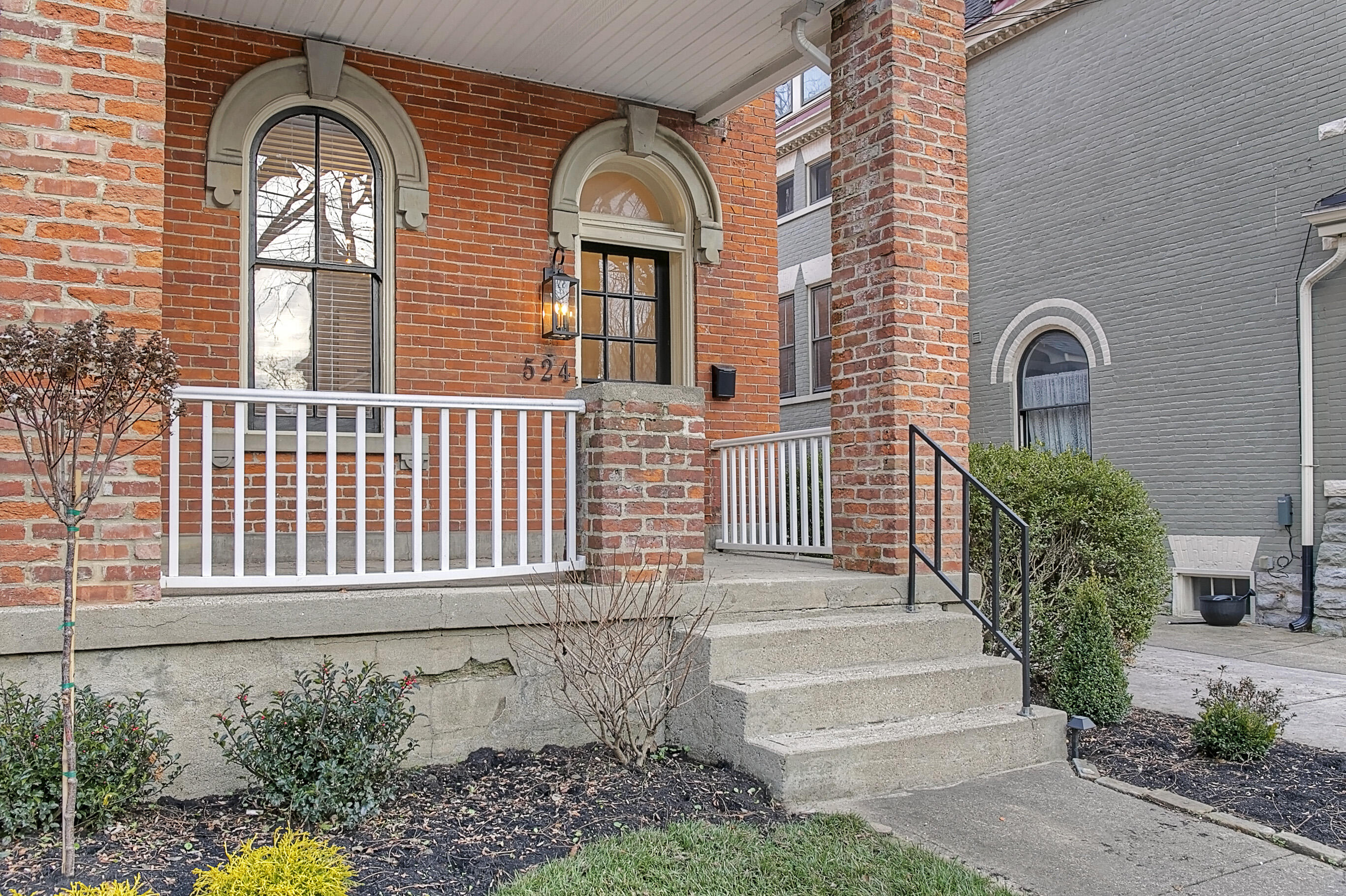 522- 524 Garrard Street