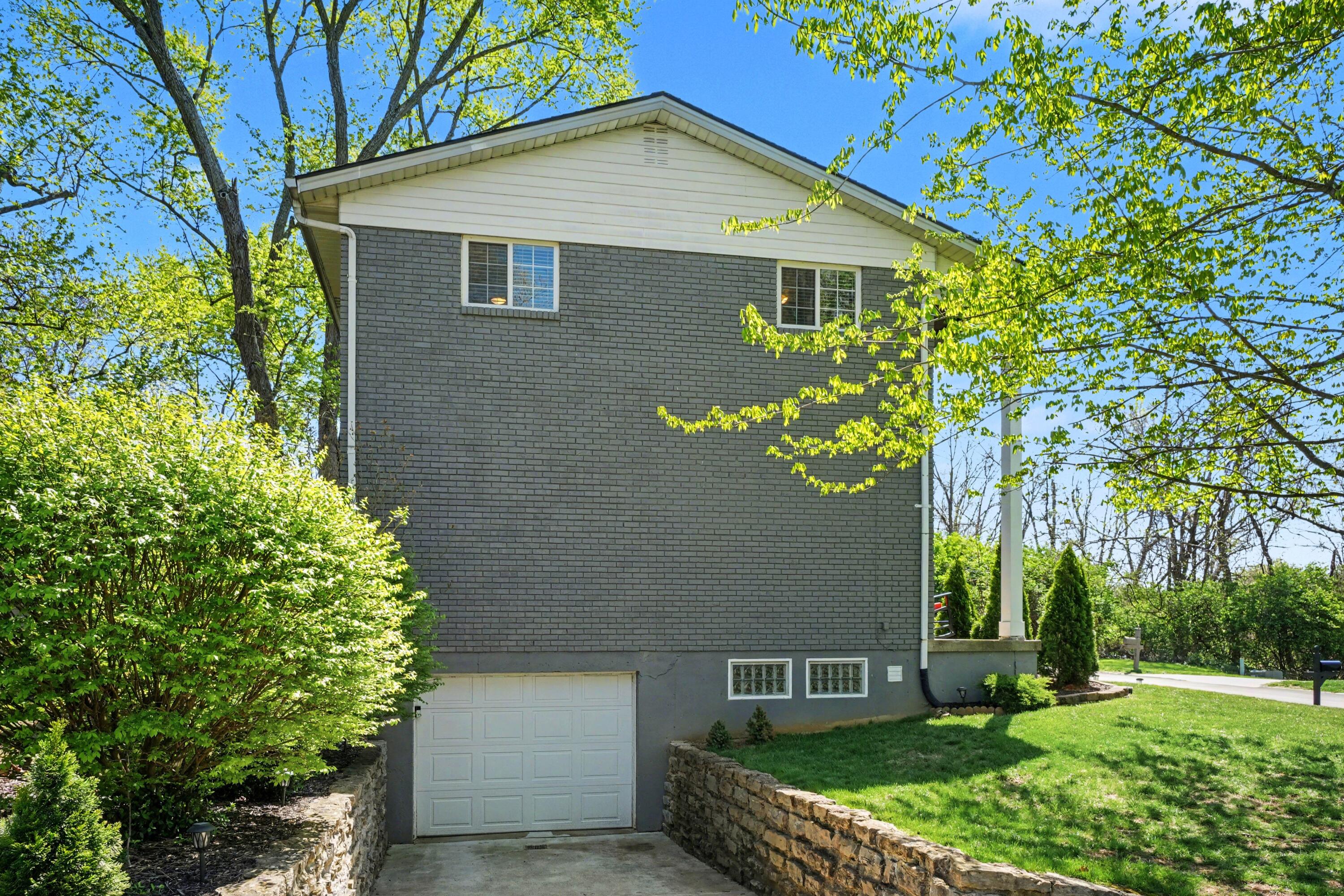 422 General Drive