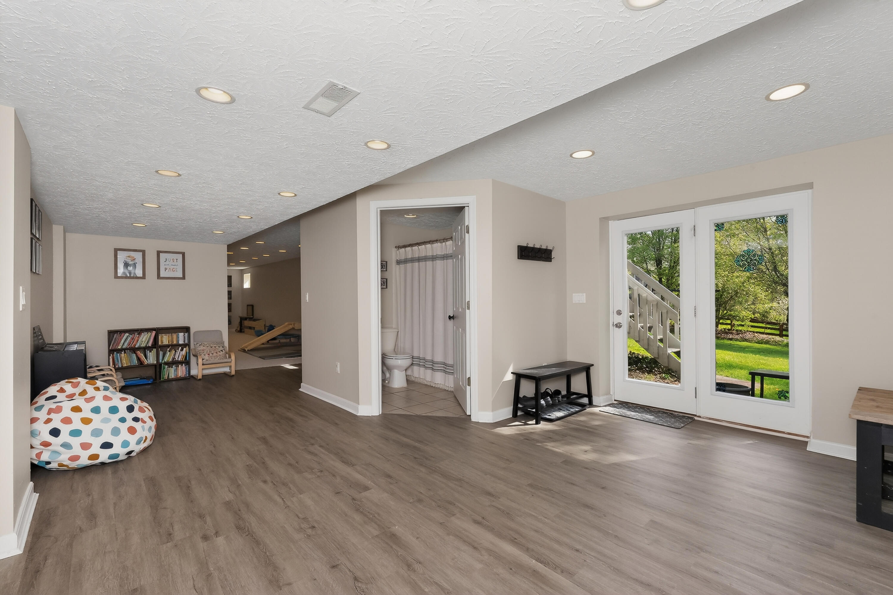 516 Wessex Lane