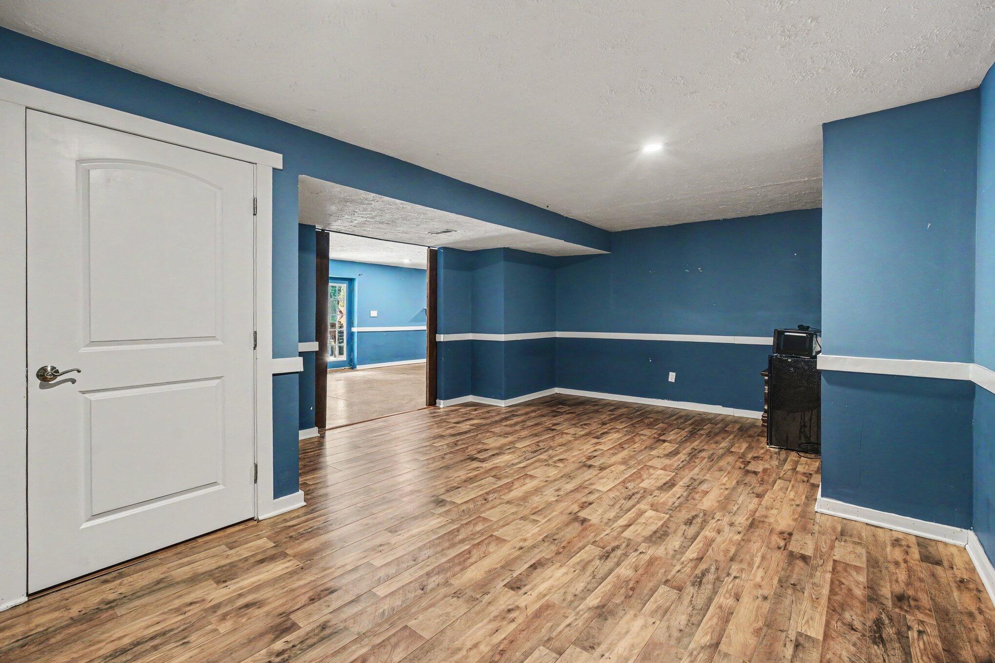 11360 Sheffield Lane