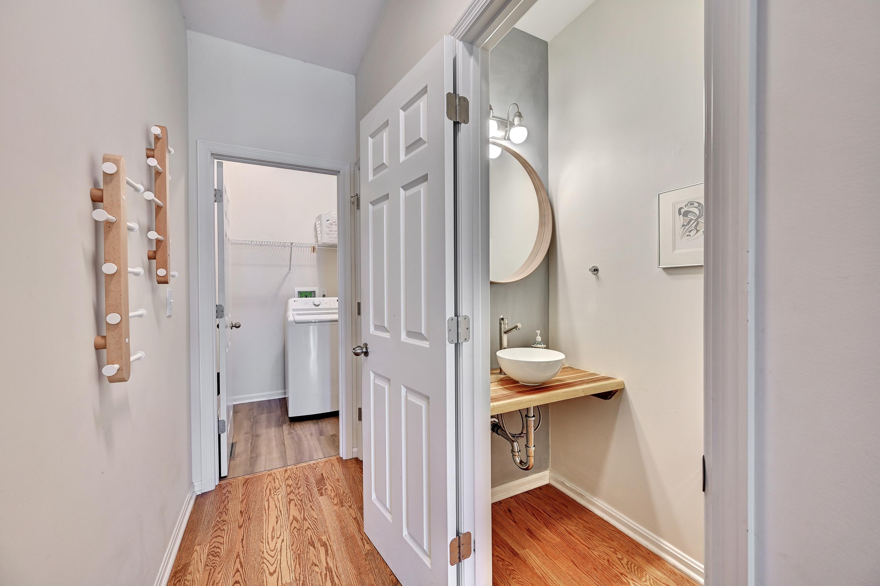 3363 Wildrose Lane