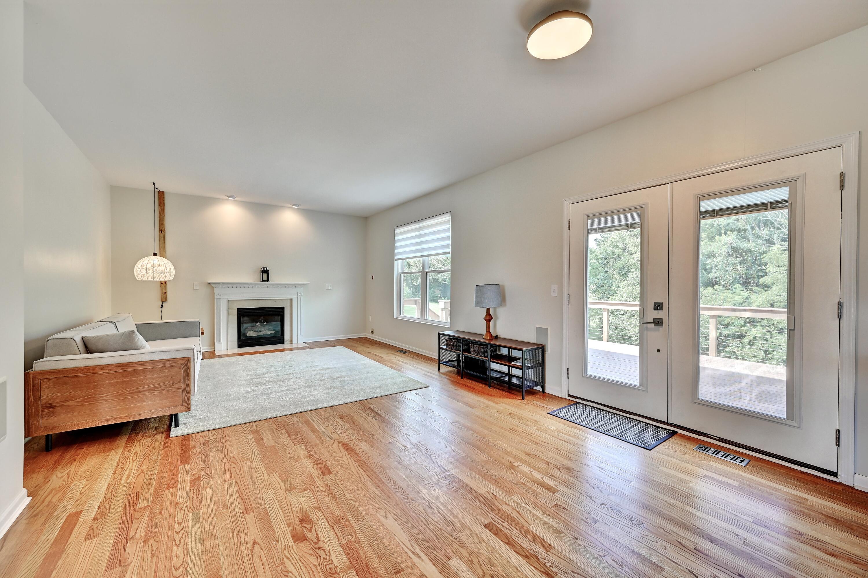3363 Wildrose Lane