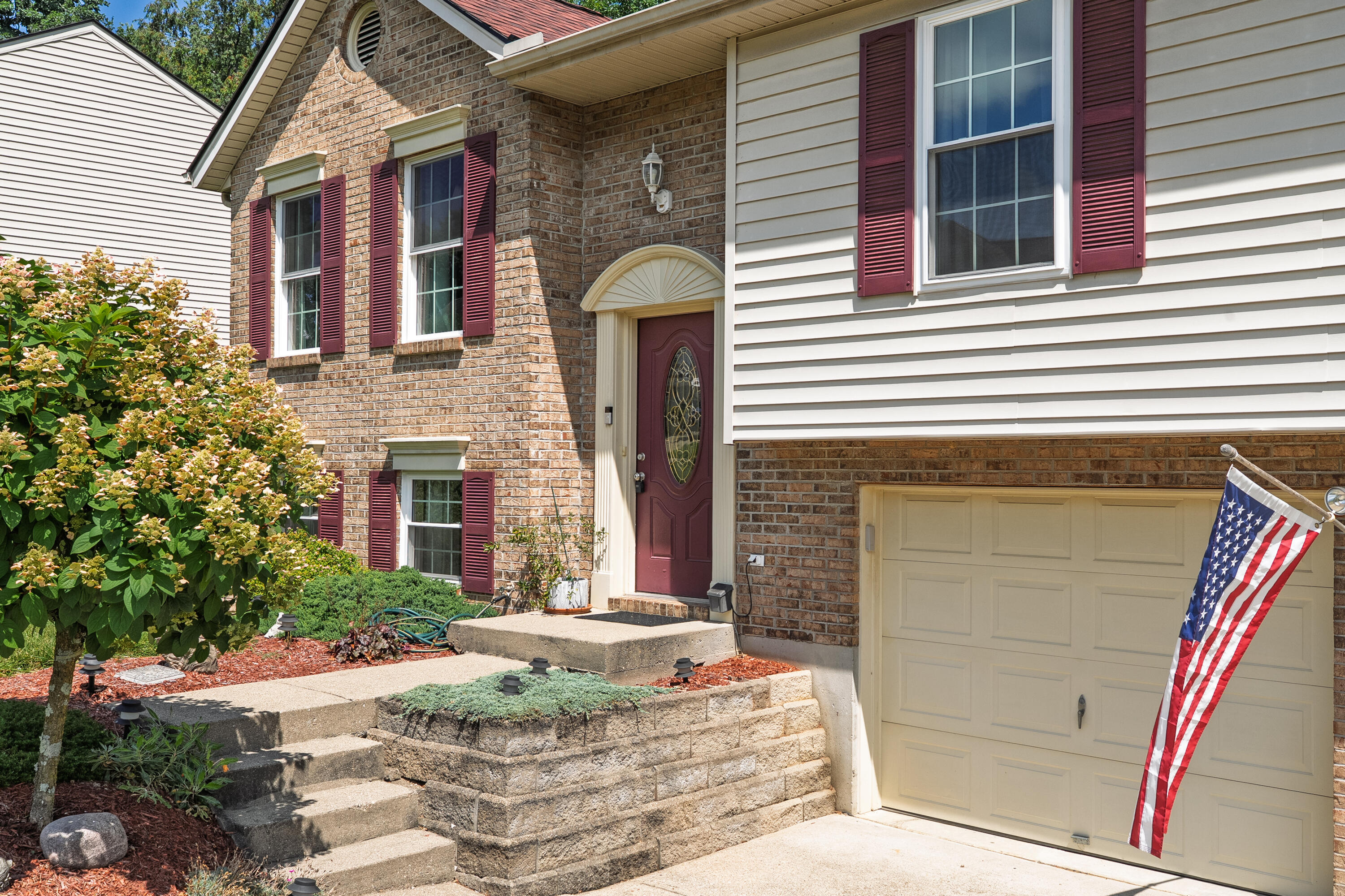 1212 Farmcrest Drive