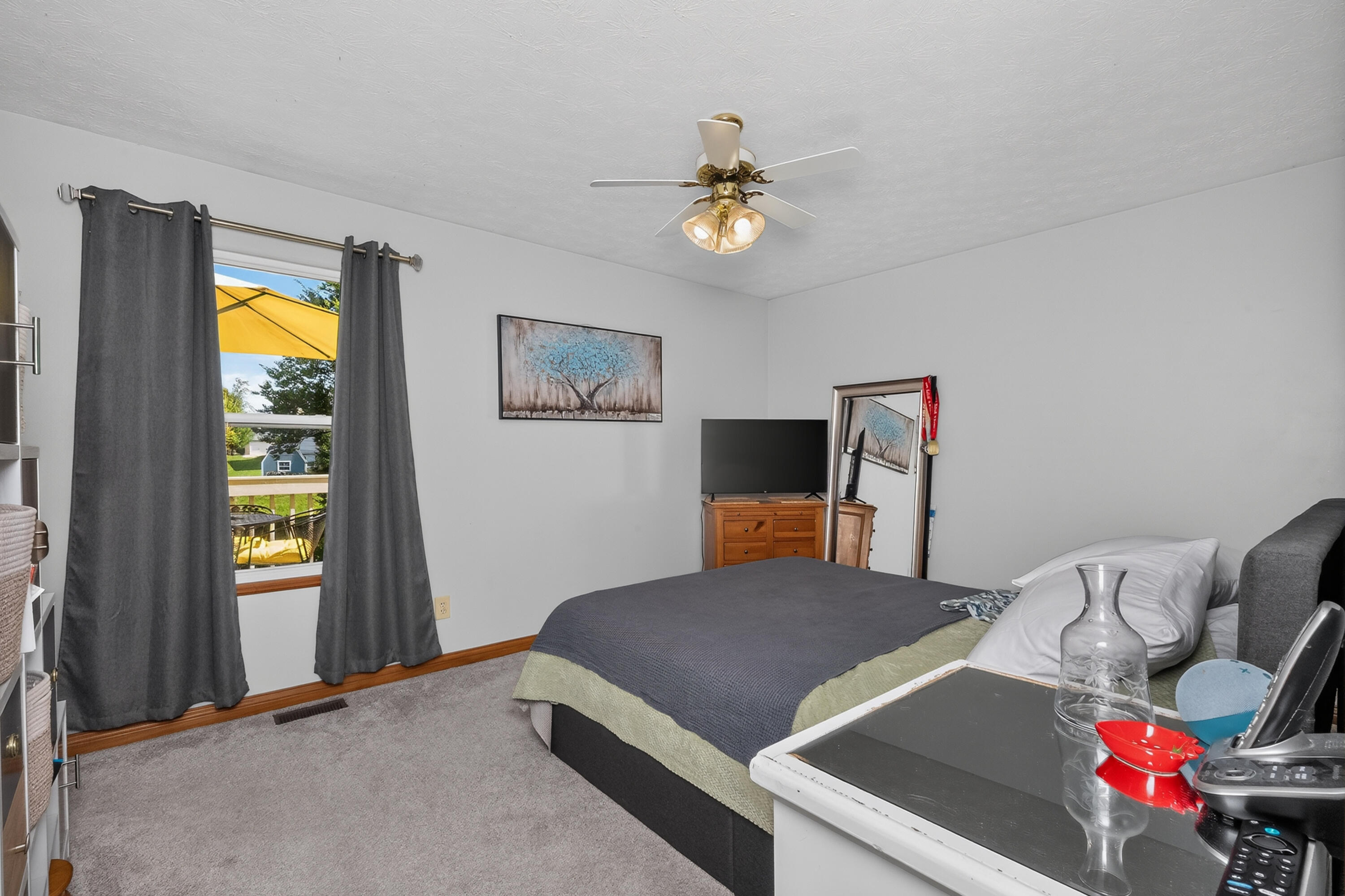 1212 Farmcrest Drive