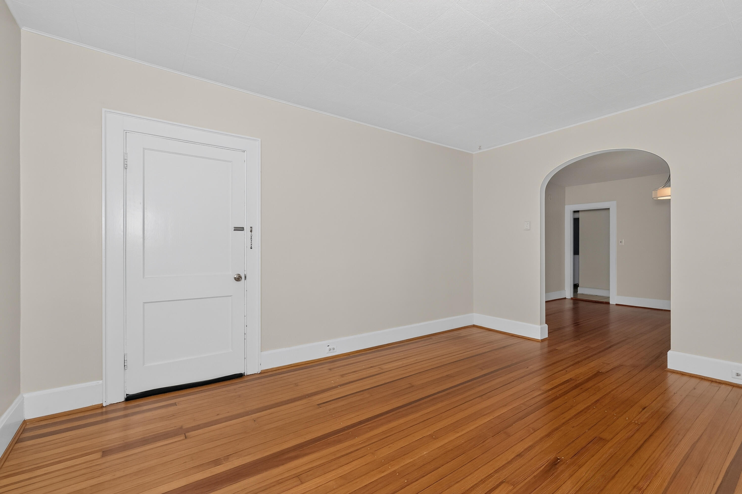 5 Pleasant Ridge Avenue