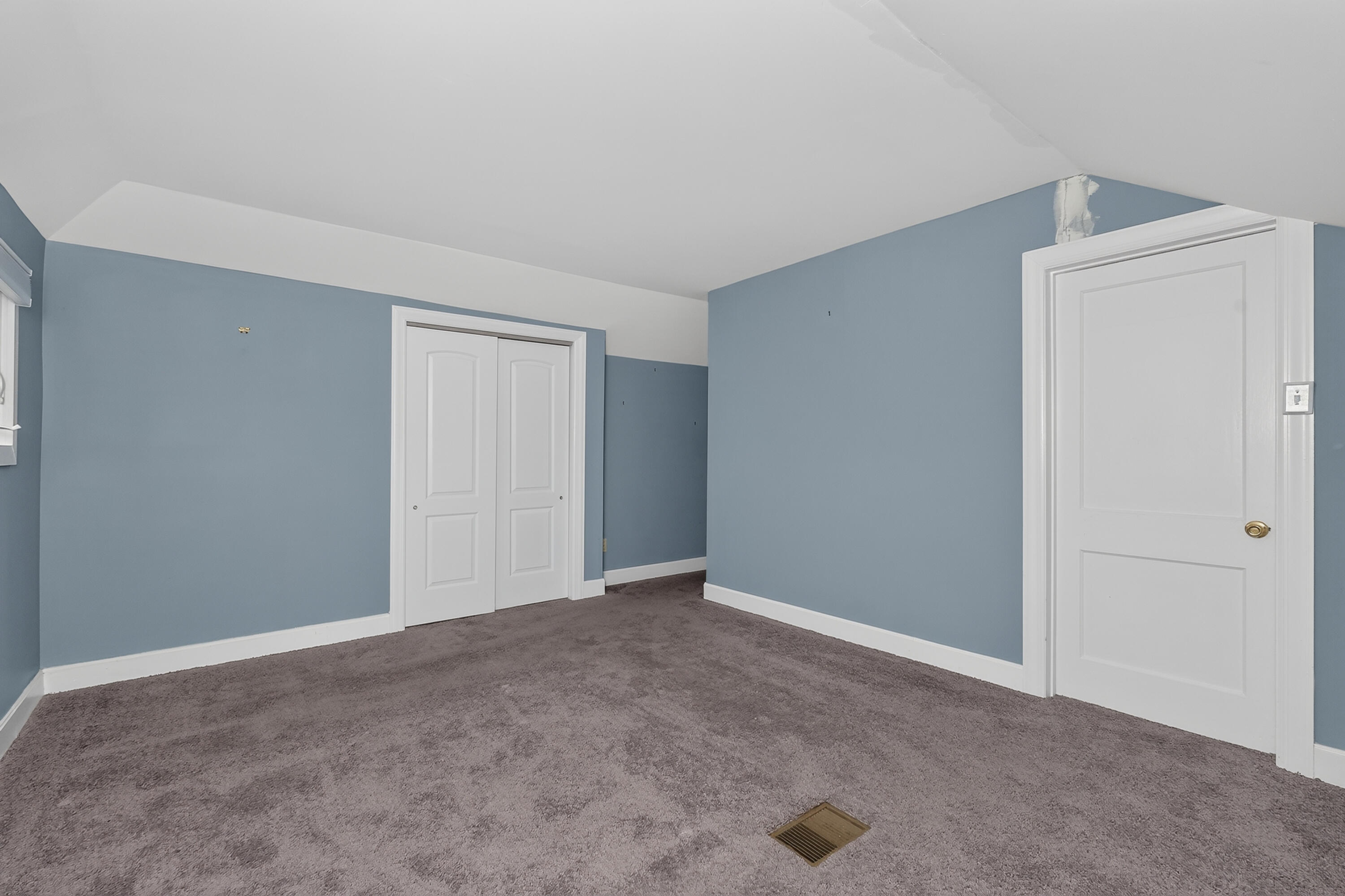 5 Pleasant Ridge Avenue