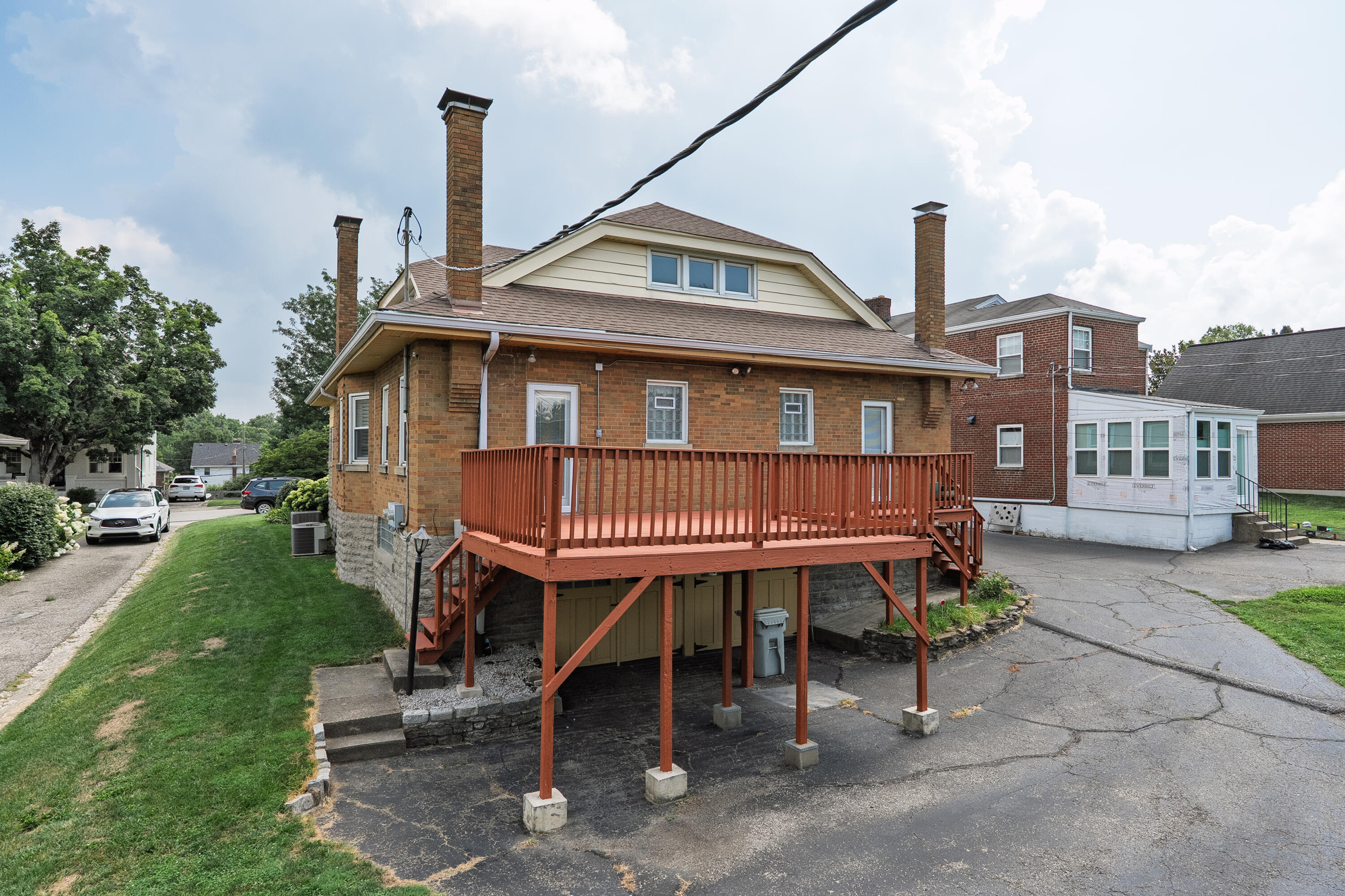 5 Pleasant Ridge Avenue