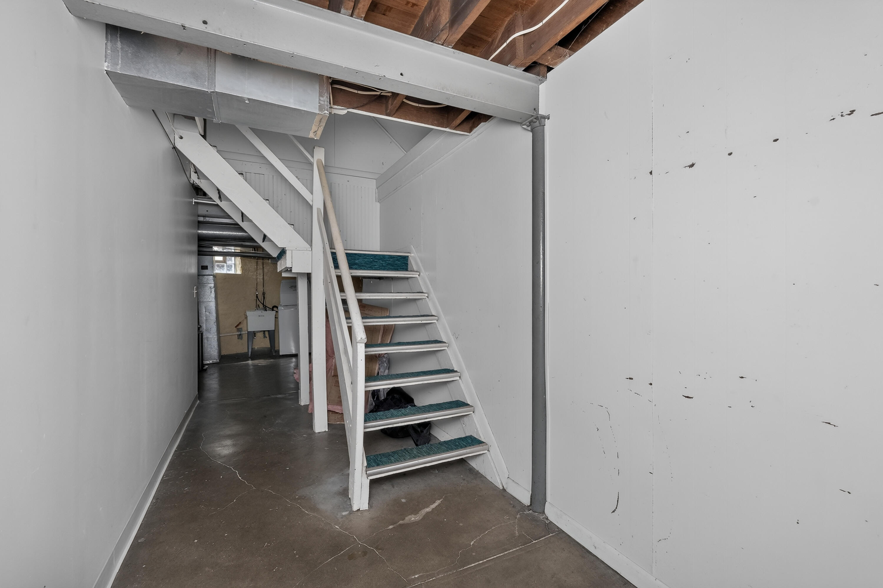 5 Pleasant Ridge Avenue