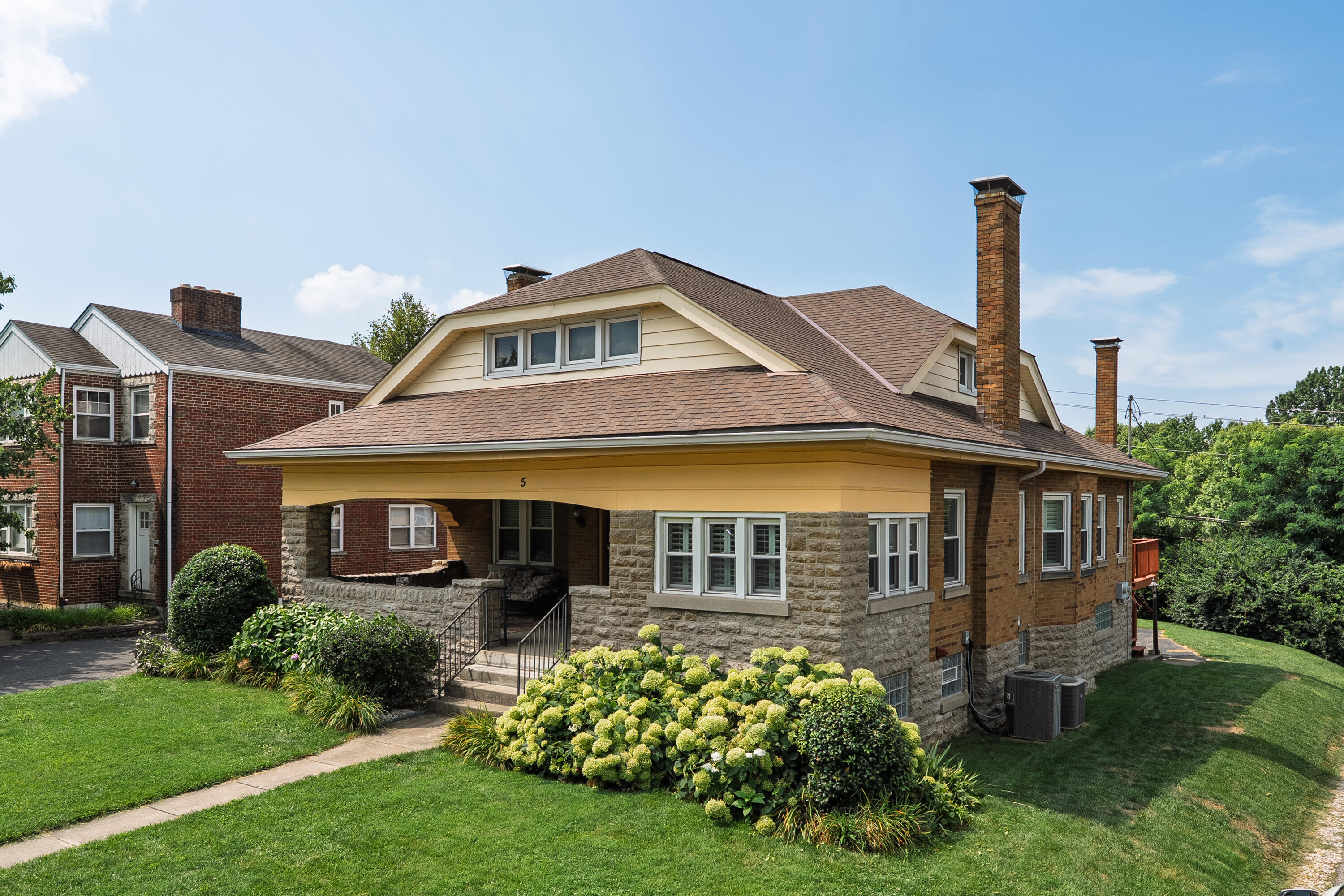 5 Pleasant Ridge Avenue