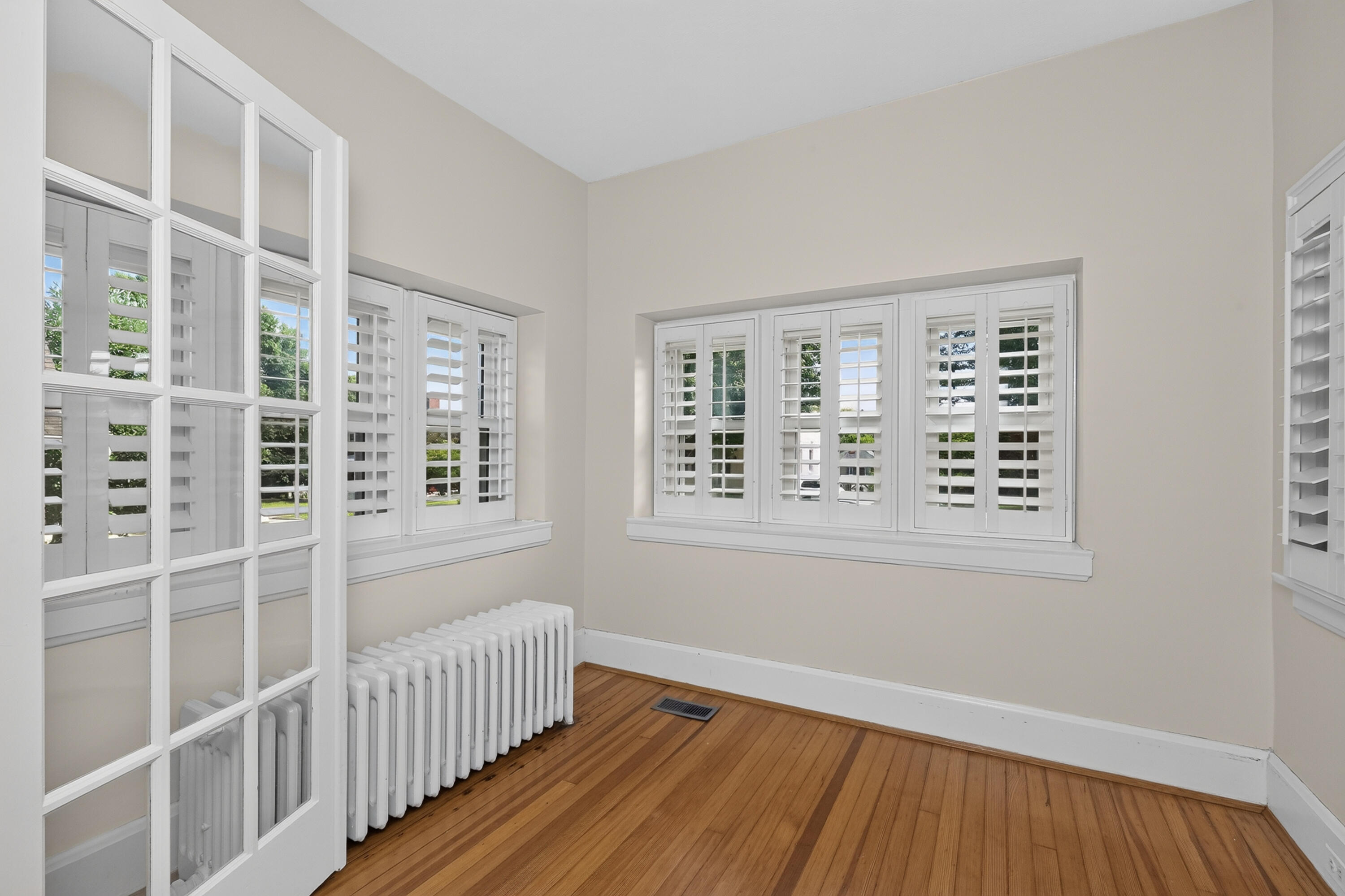 5 Pleasant Ridge Avenue