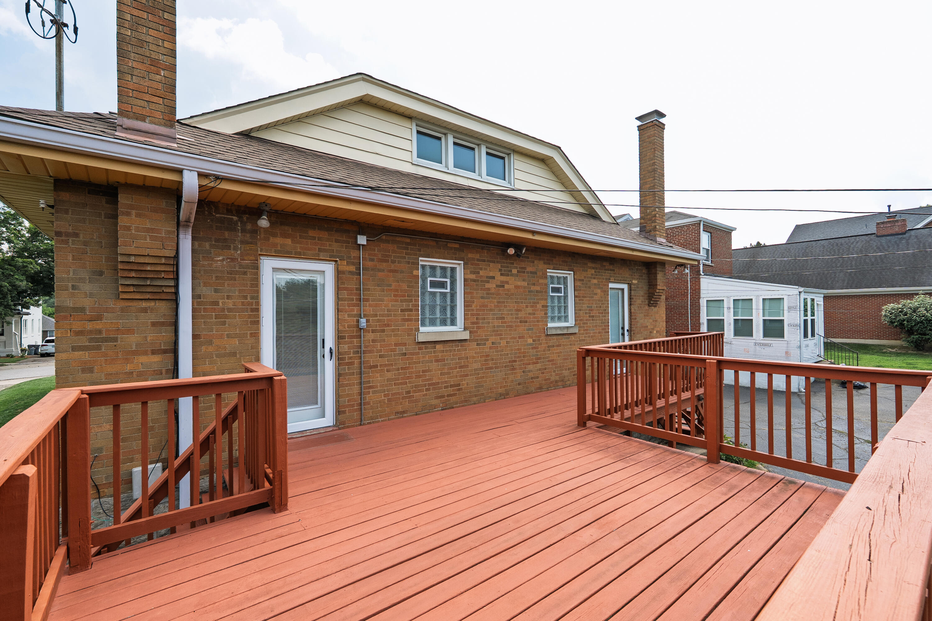 5 Pleasant Ridge Avenue