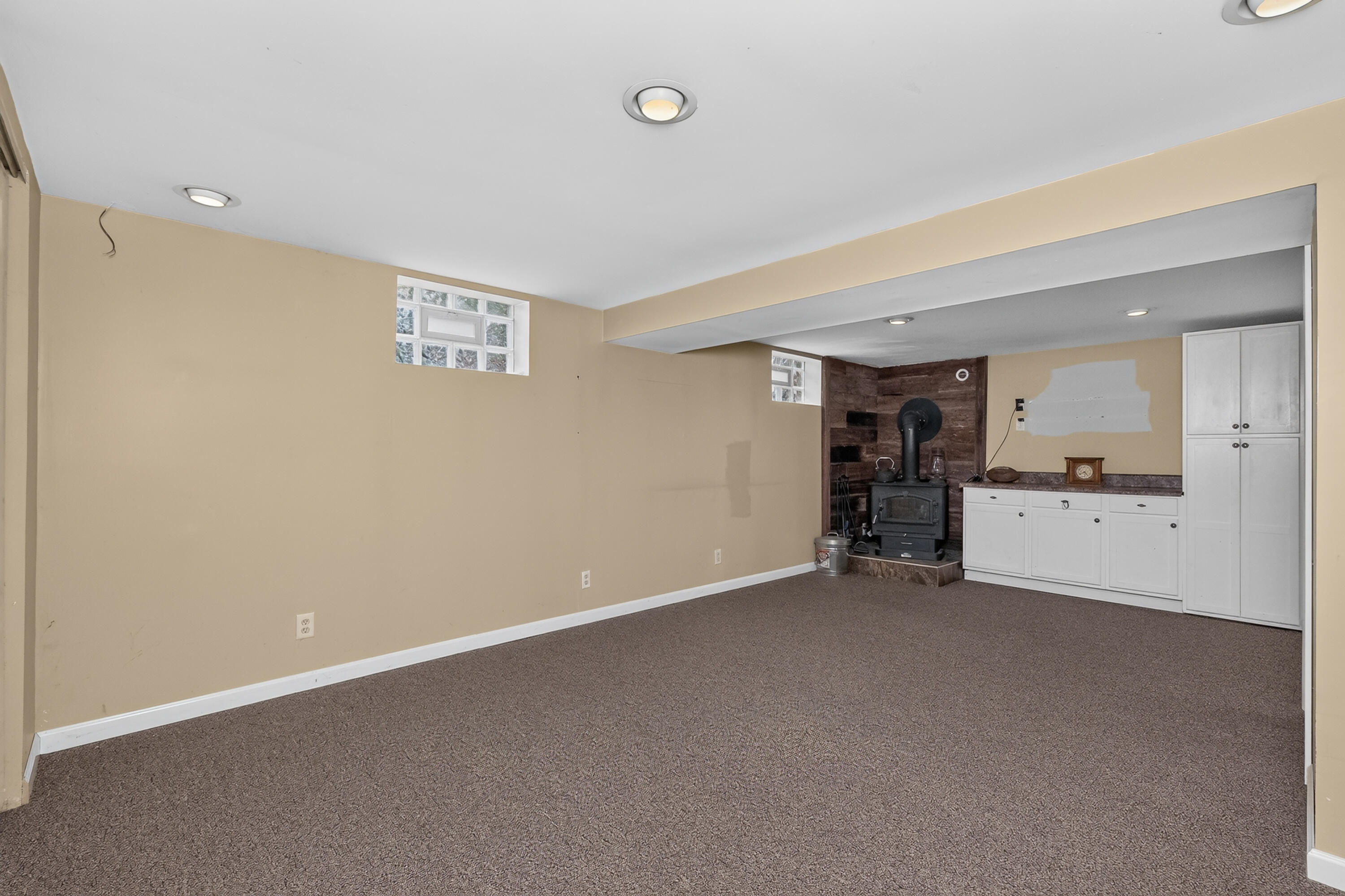 25 Sidney Drive