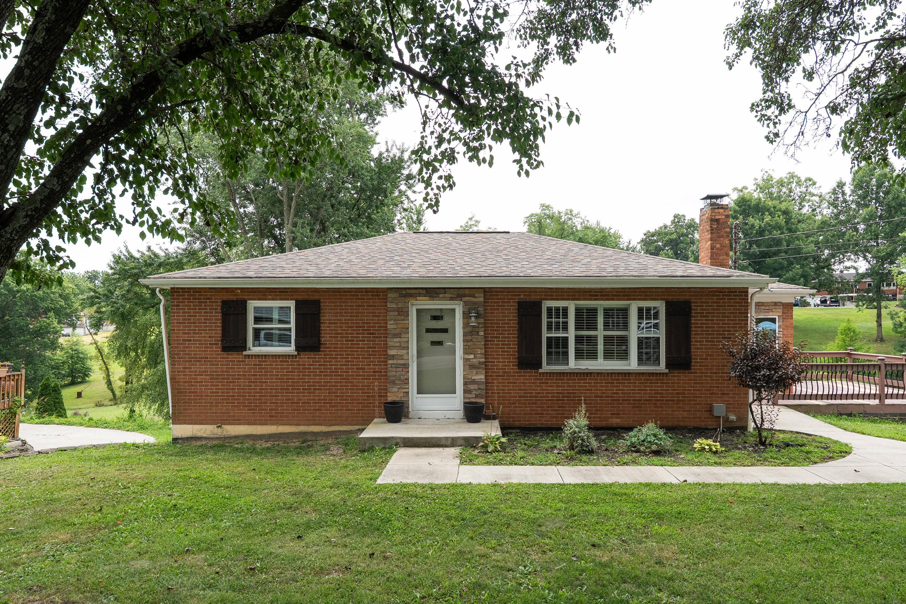 25 Sidney Drive
