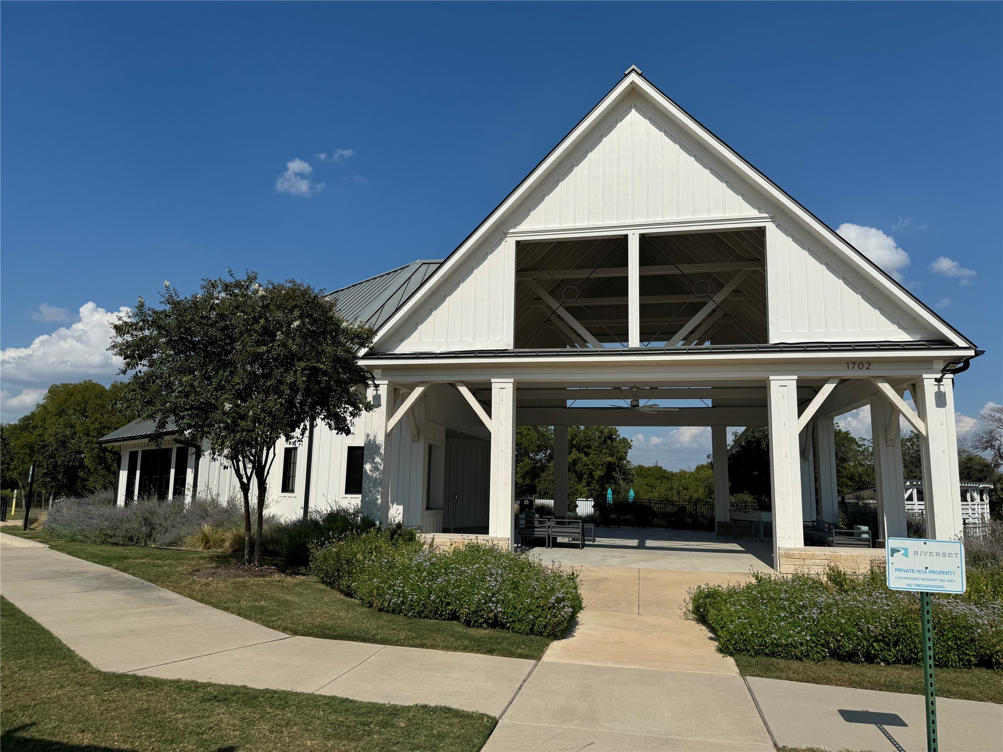 2601 Barnwood Lane
