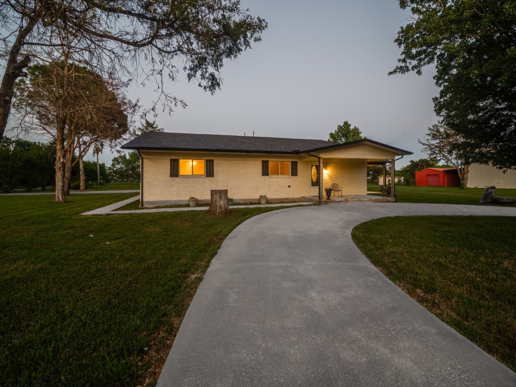 3447 County Rd 2182