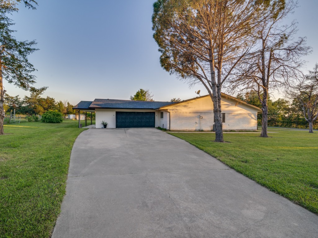 3447 County Rd 2182
