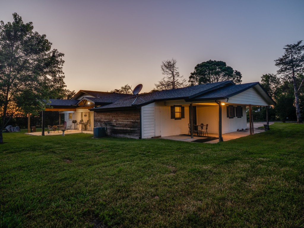 3447 County Rd 2182