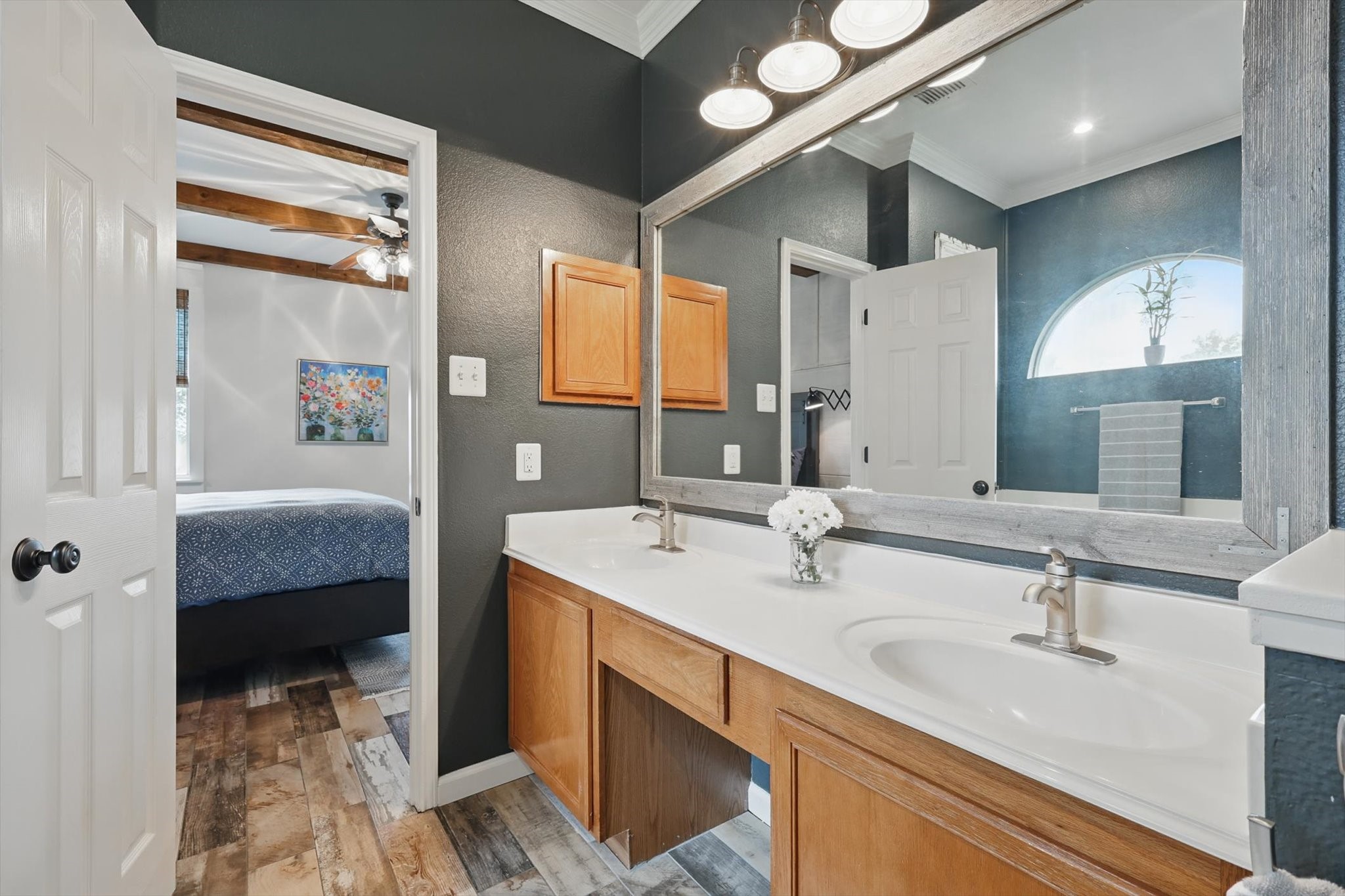 1128 Timberlake Lane