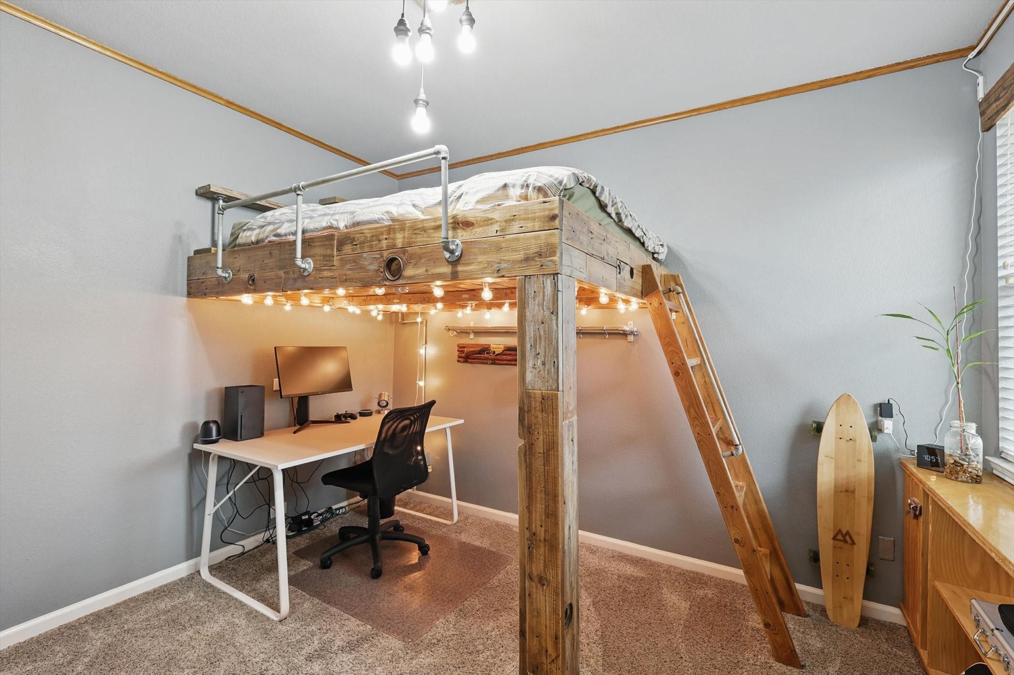 1128 Timberlake Lane