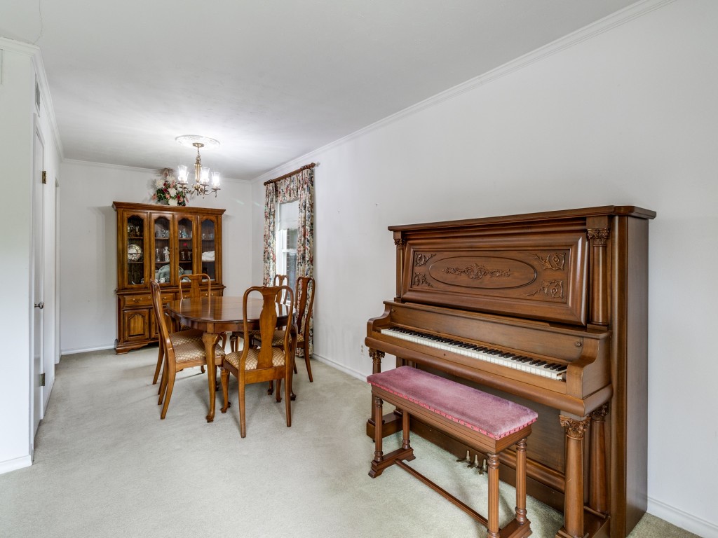 11016 Lippitt Avenue