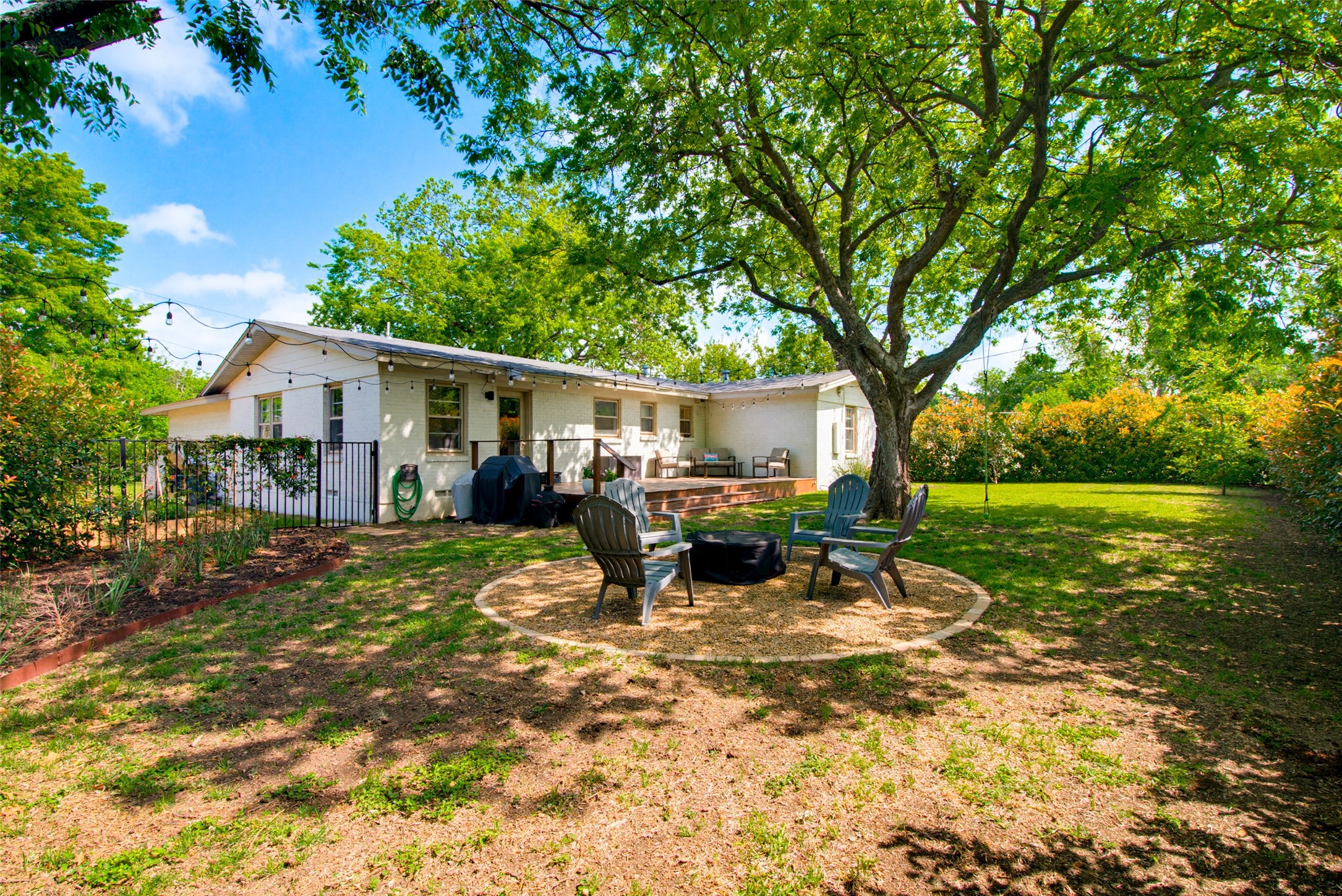 11216 Flamingo