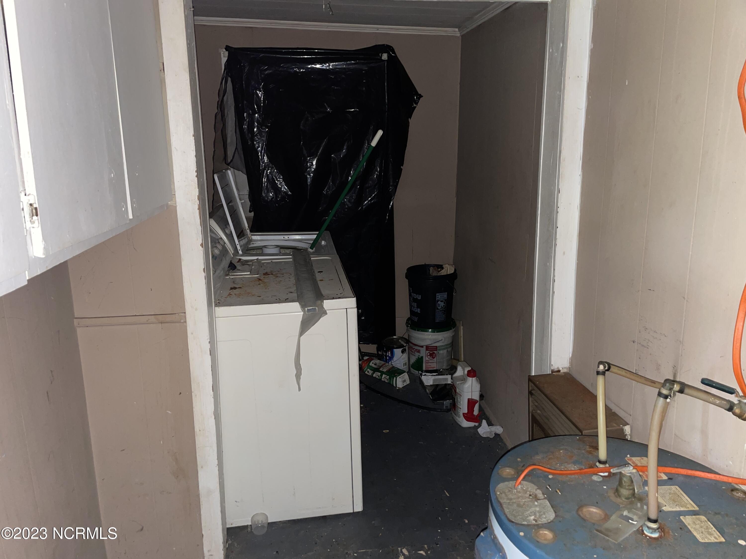 611 W Massachusetts Avenue