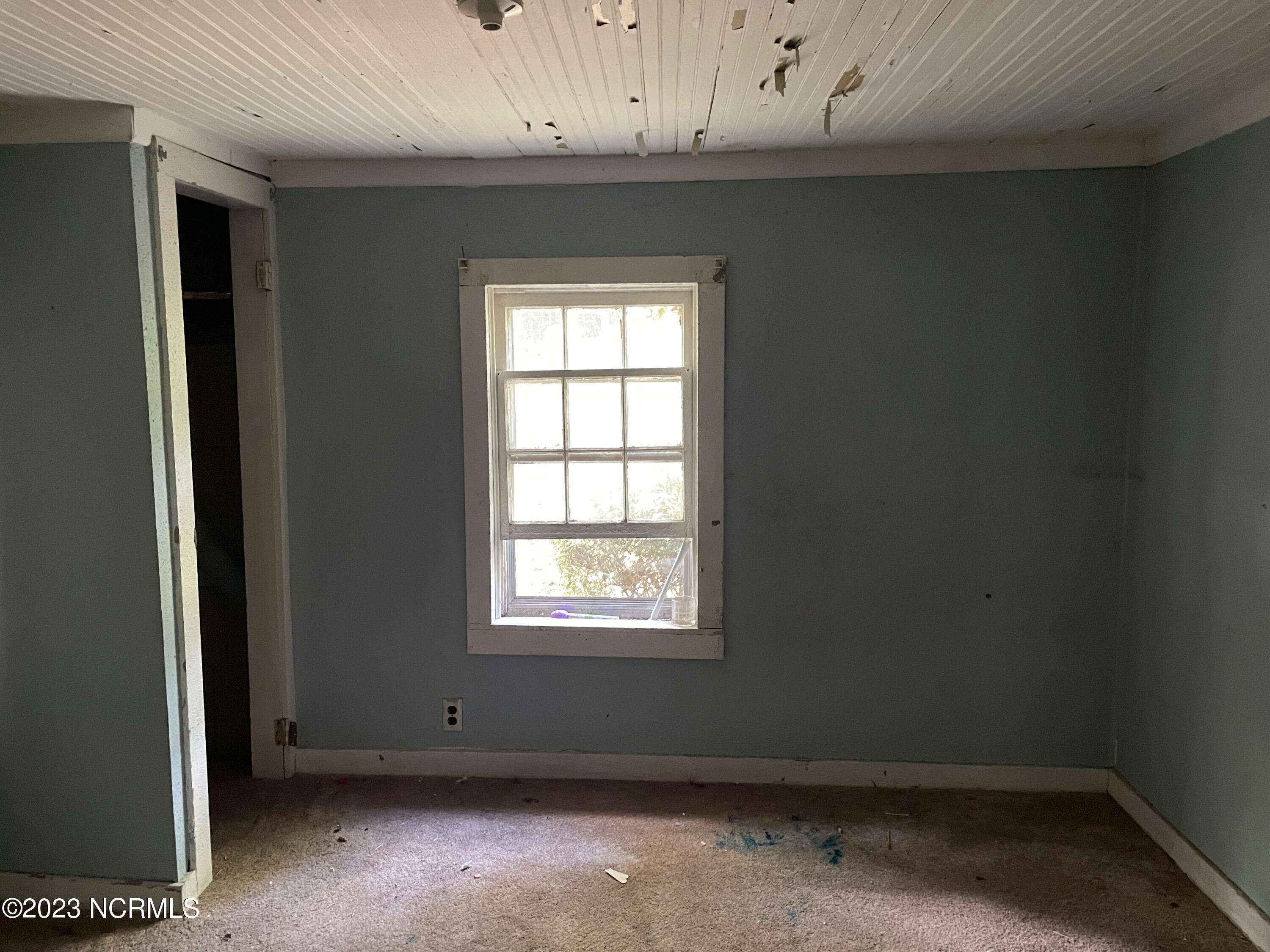 611 W Massachusetts Avenue