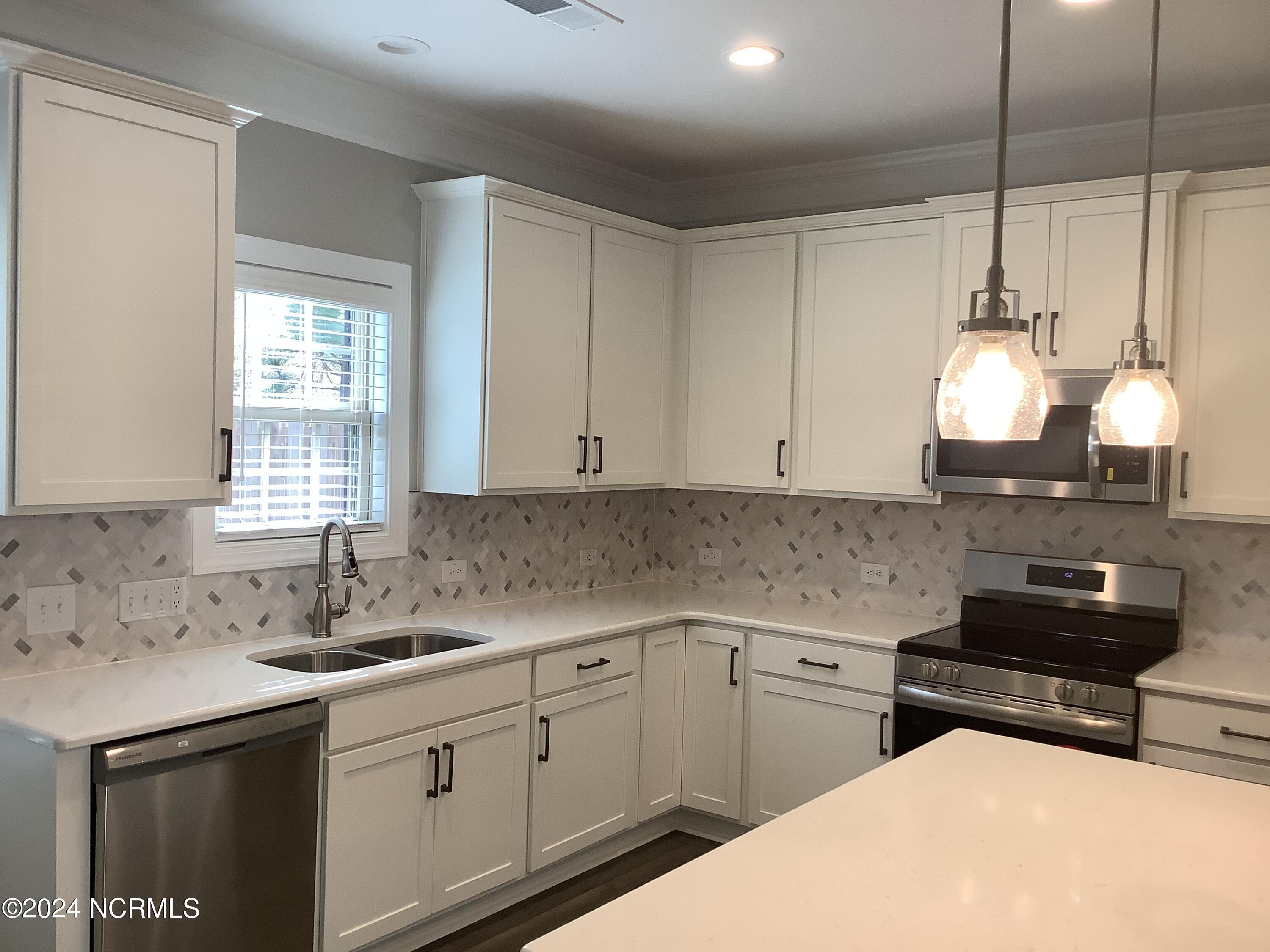 151 Lark Drive Unit: 35