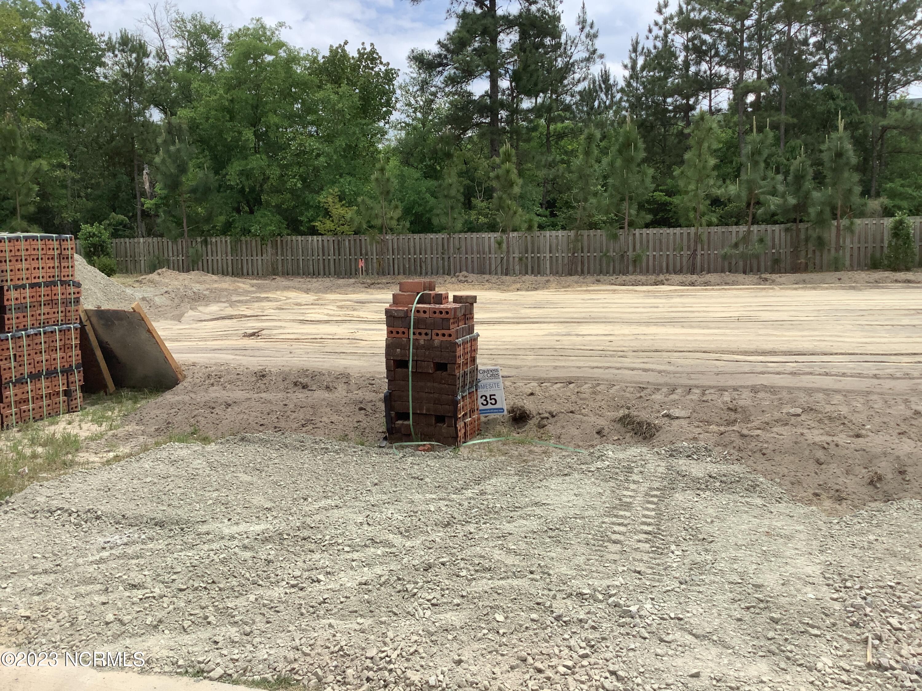 151 Lark Drive Unit: 35