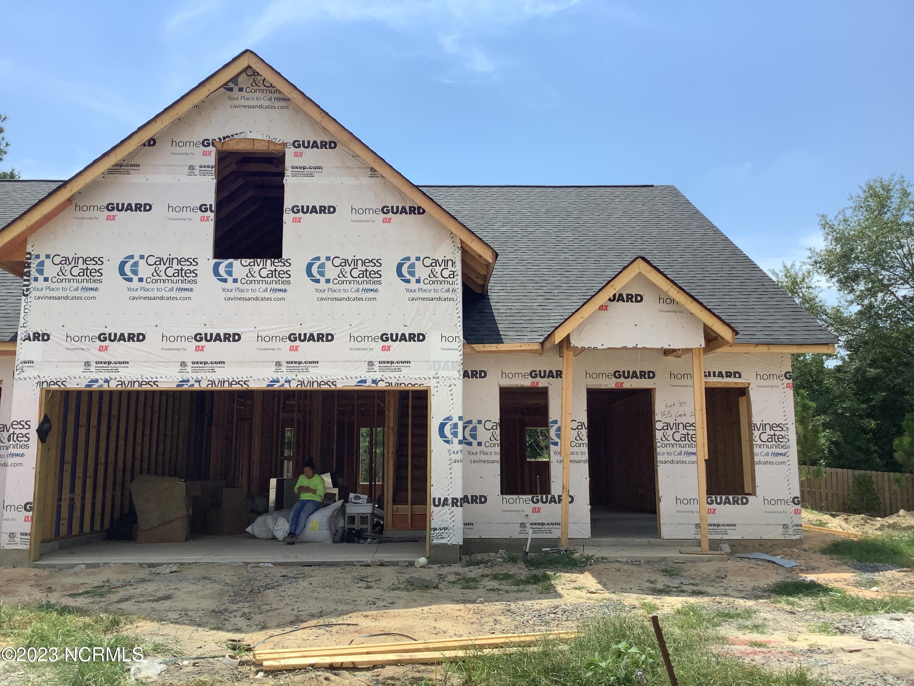 155 Lark Drive Unit: 37