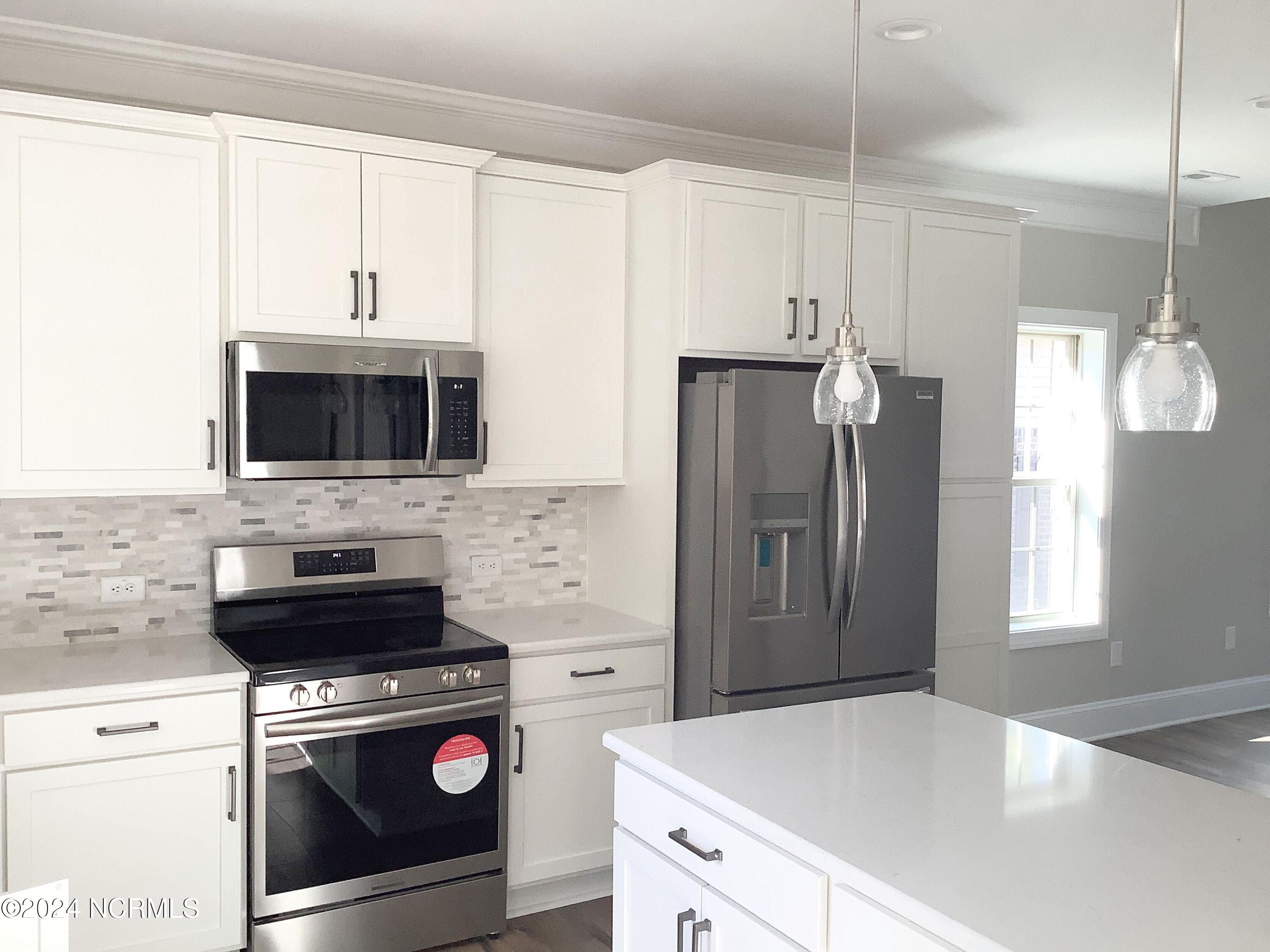 155 Lark Drive Unit: 37