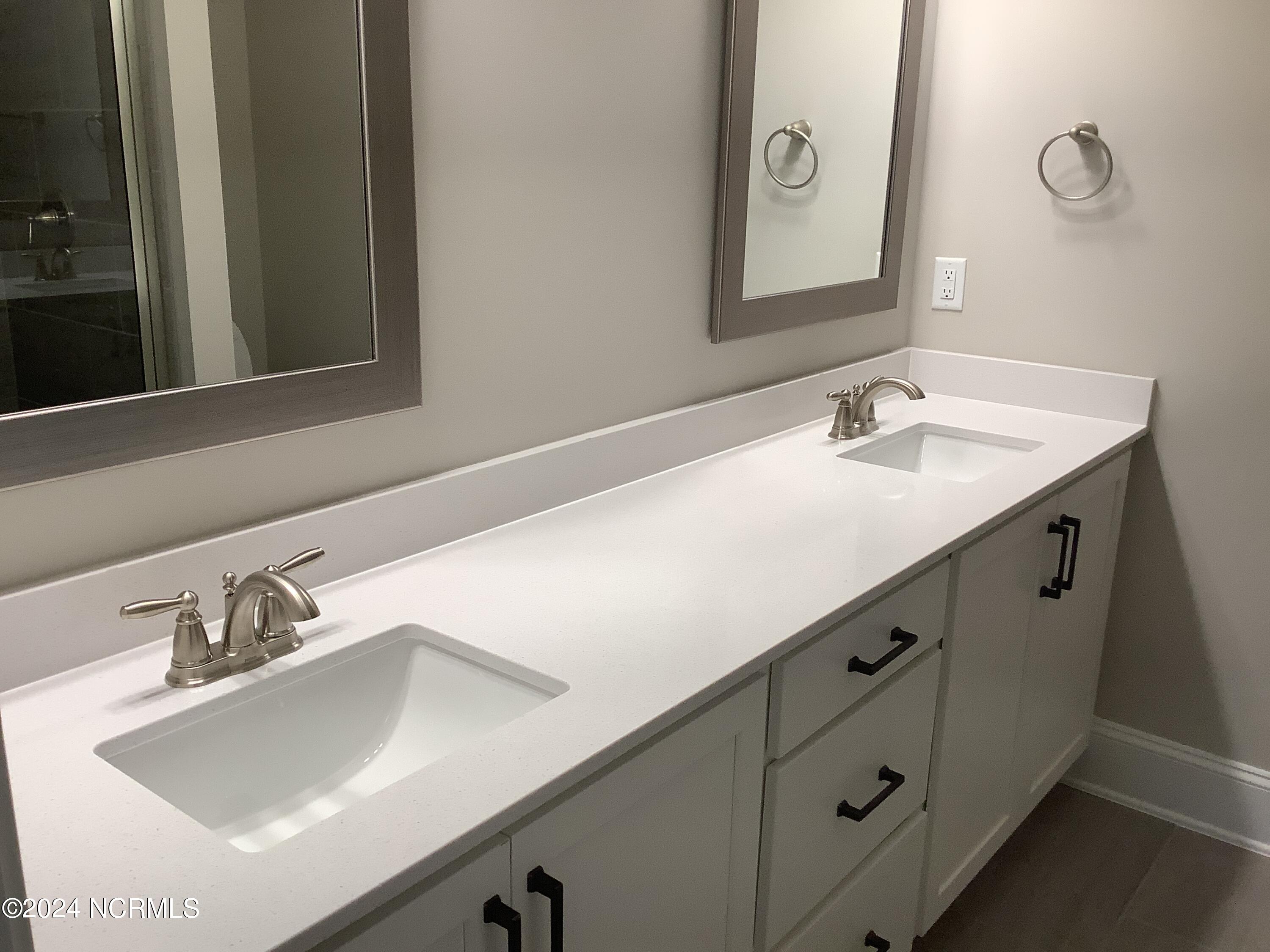 163 Lark Drive Unit: 39