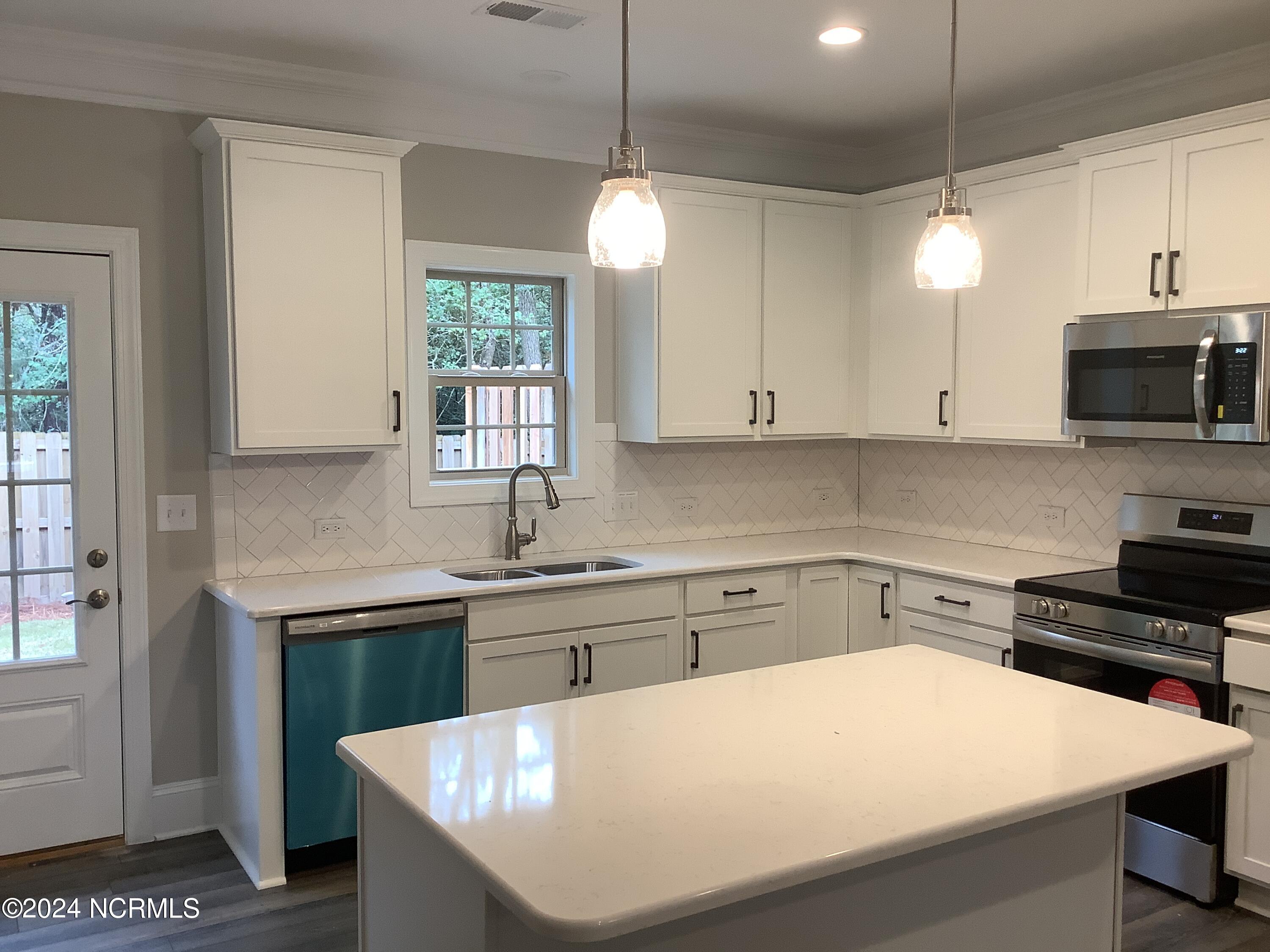 163 Lark Drive Unit: 39