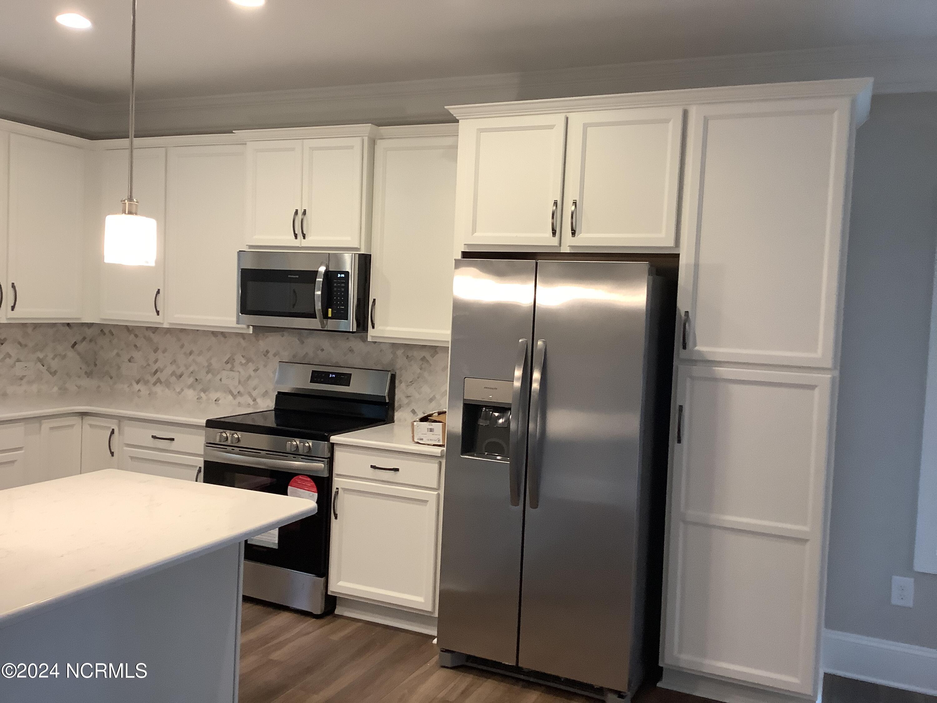 165 Lark Drive Unit: 40