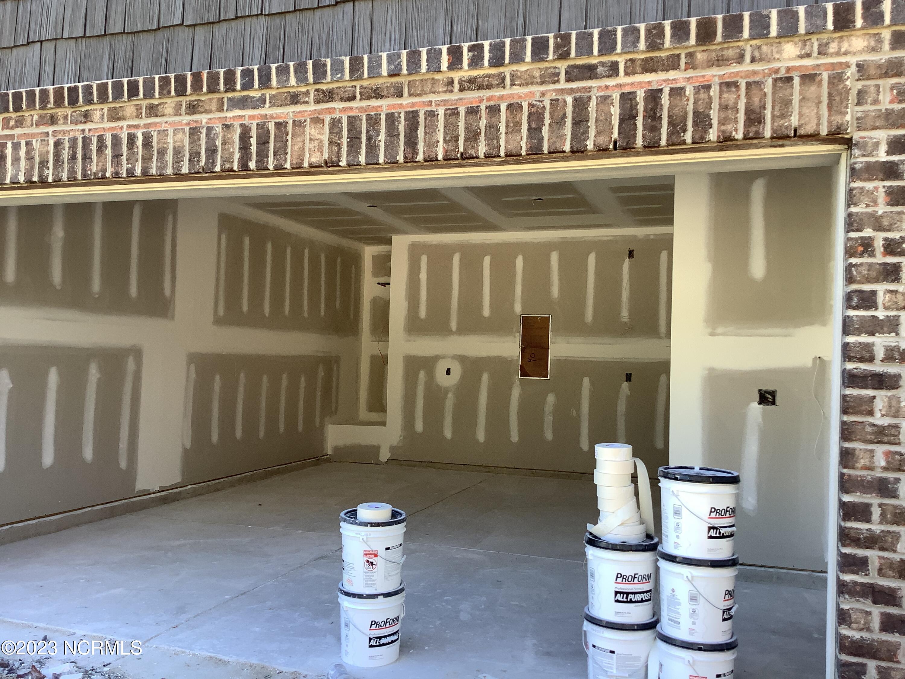 165 Lark Drive Unit: 40