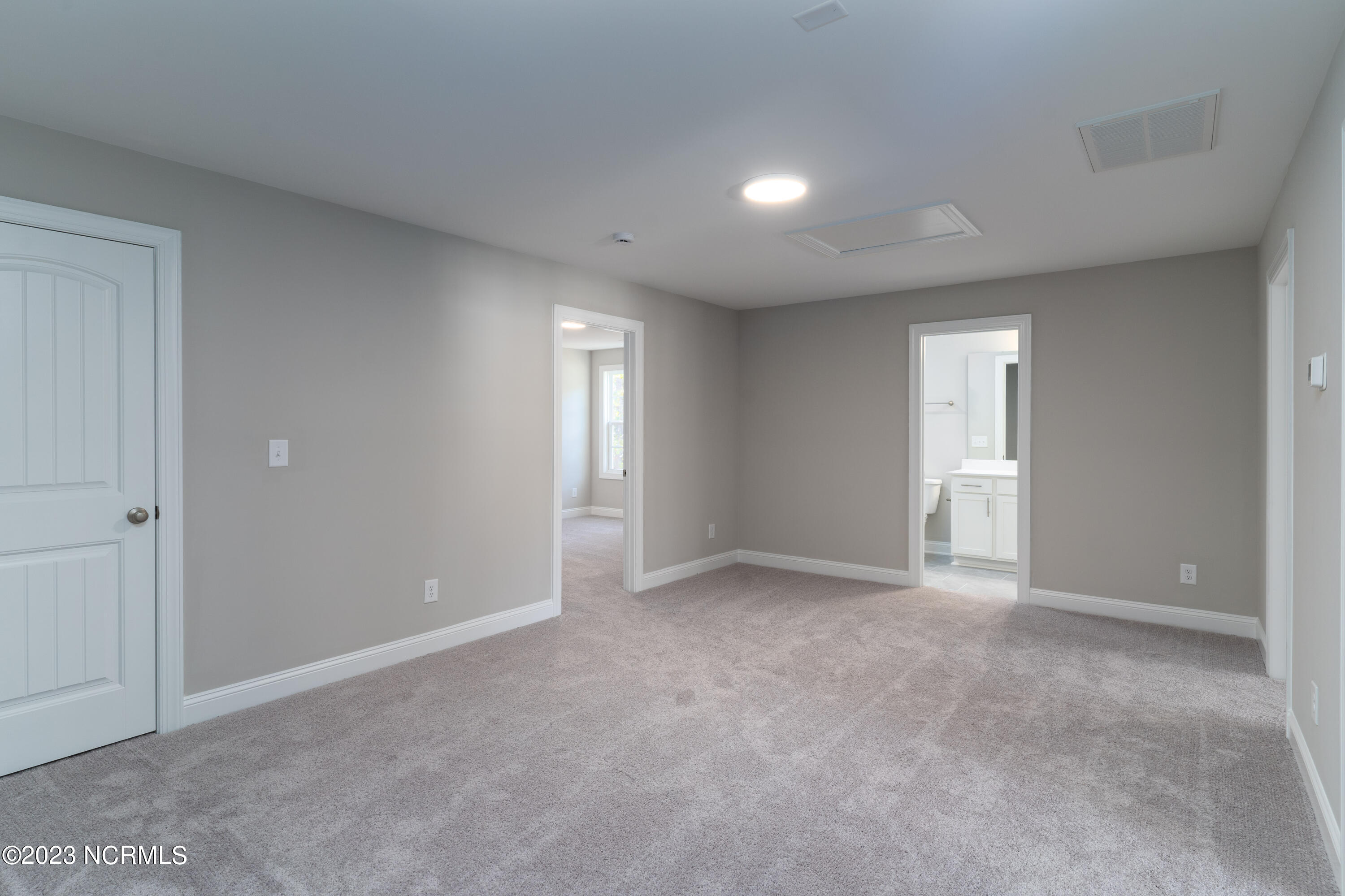 400 Piney Oak Drive Unit: 54