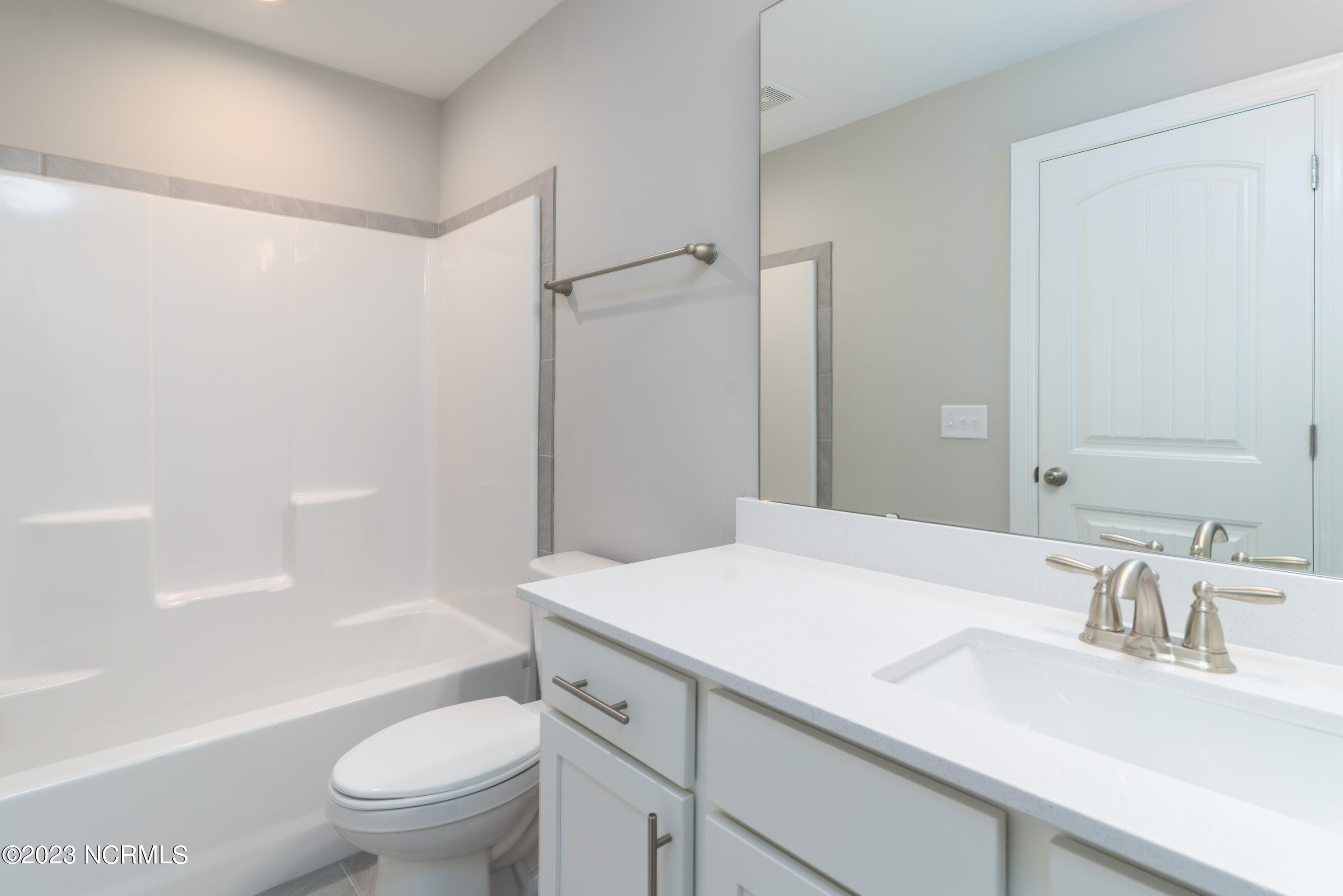 400 Piney Oak Drive Unit: 54