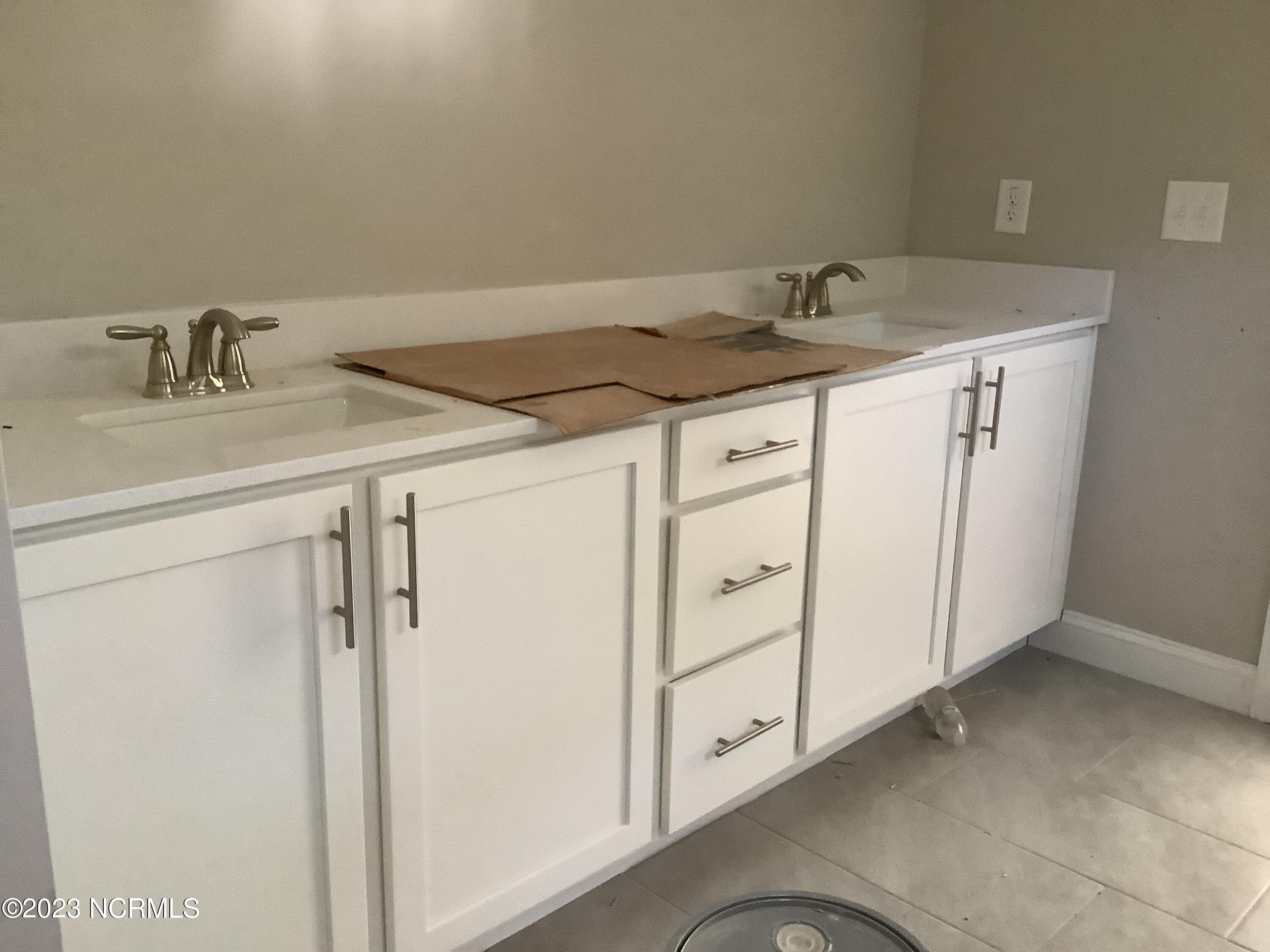 400 Piney Oak Drive Unit: 54