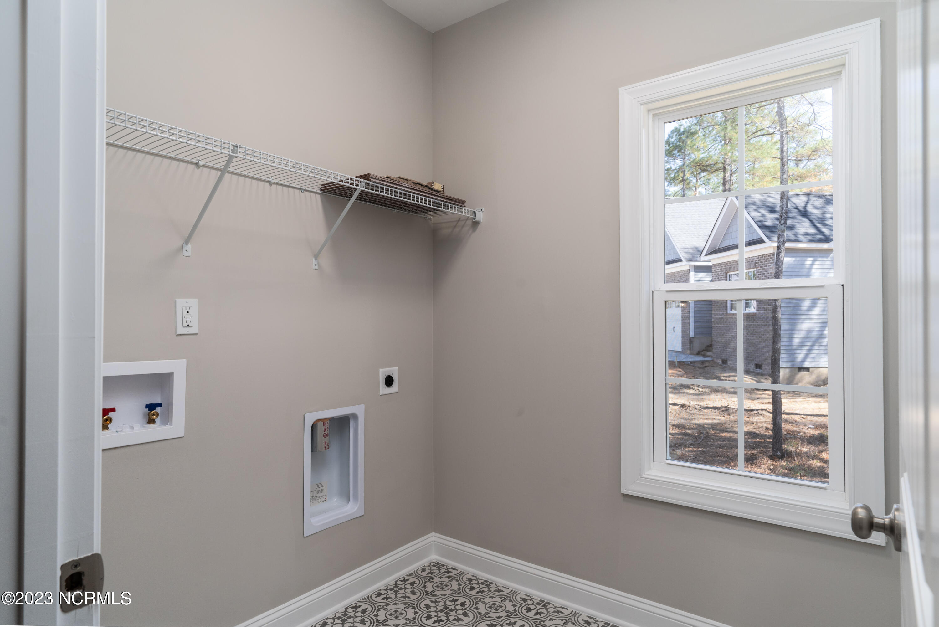 400 Piney Oak Drive Unit: 54