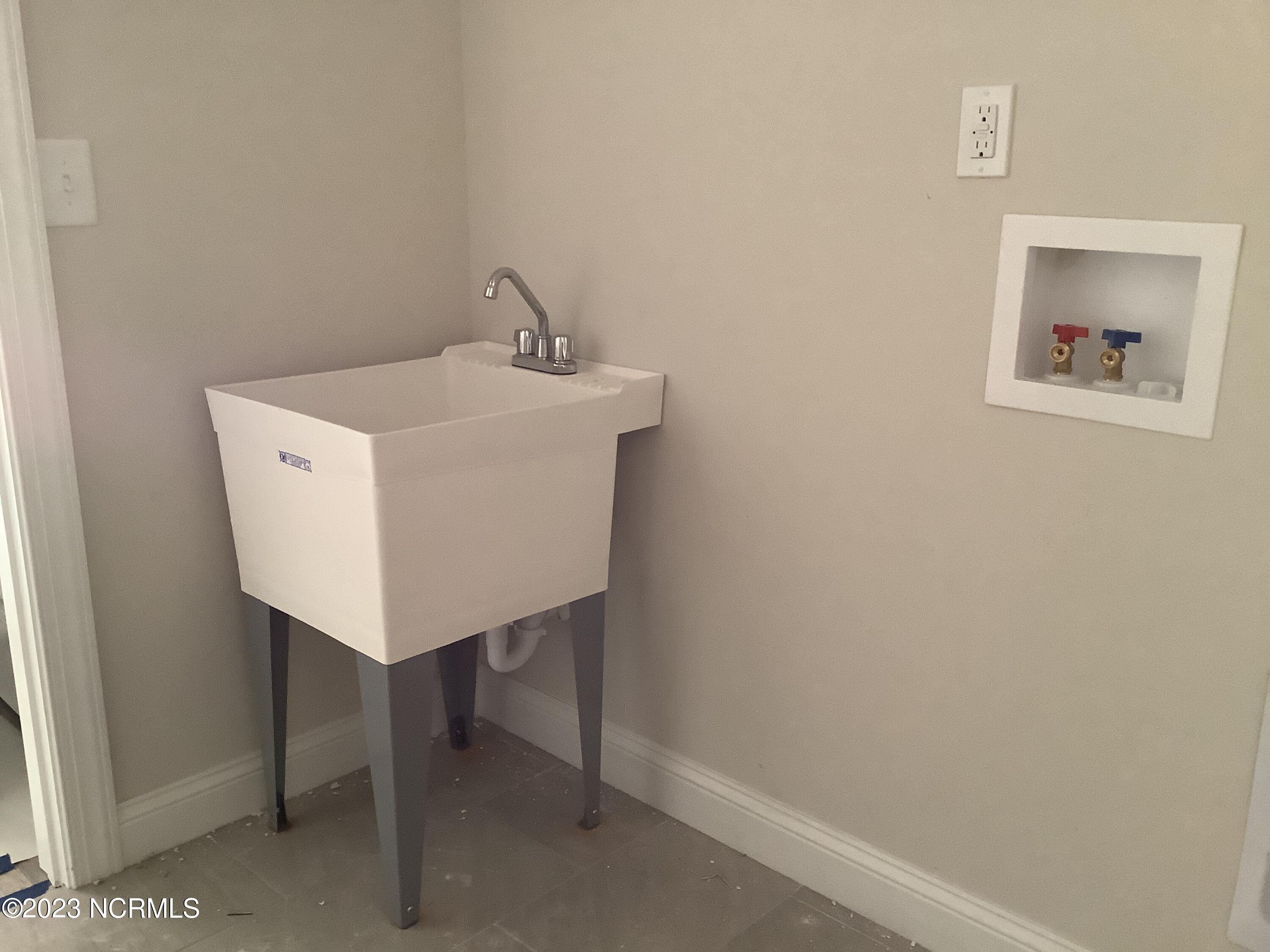 401 Piney Oak Drive Unit: 53