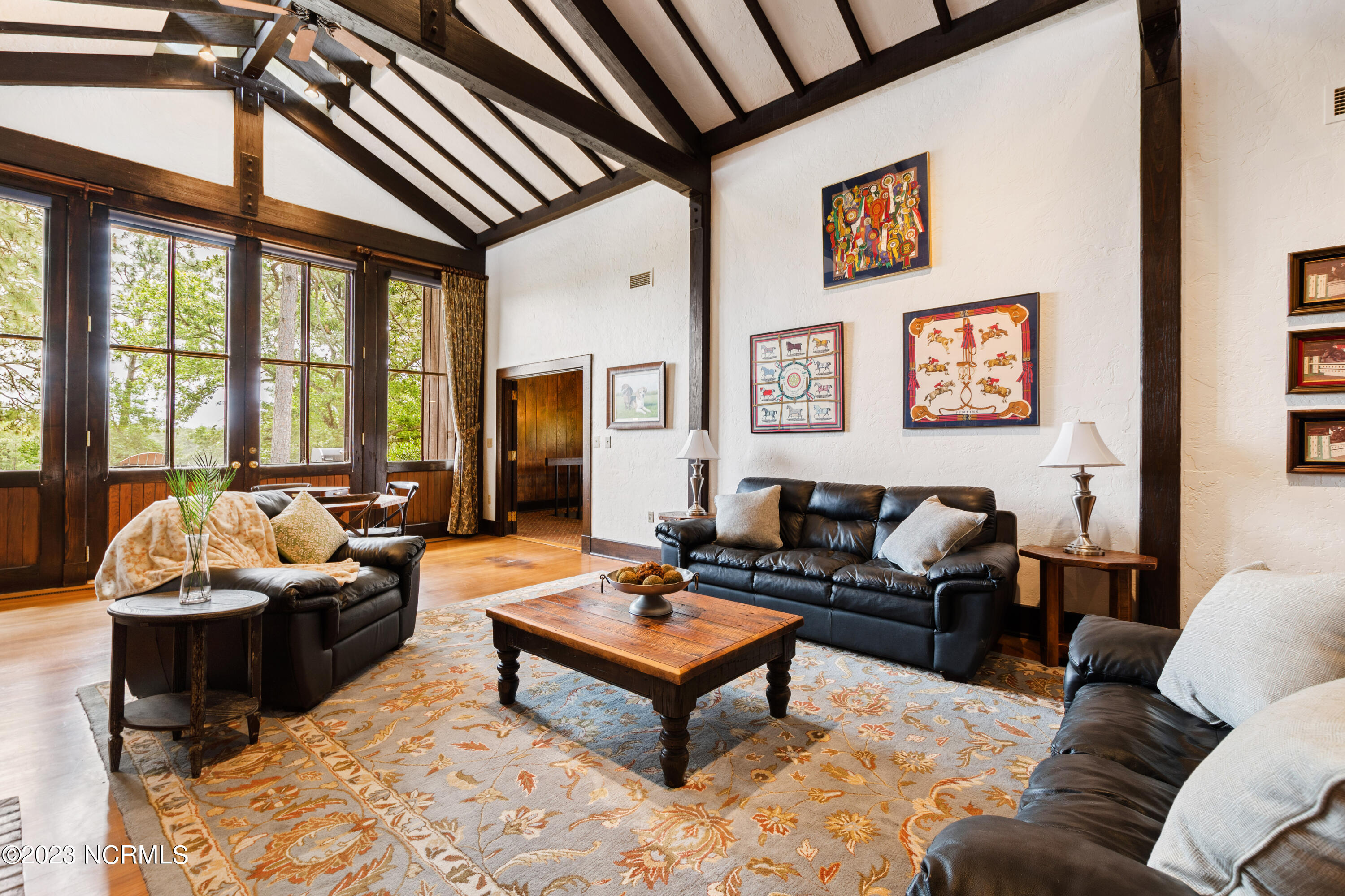 222 Cross Country Lane